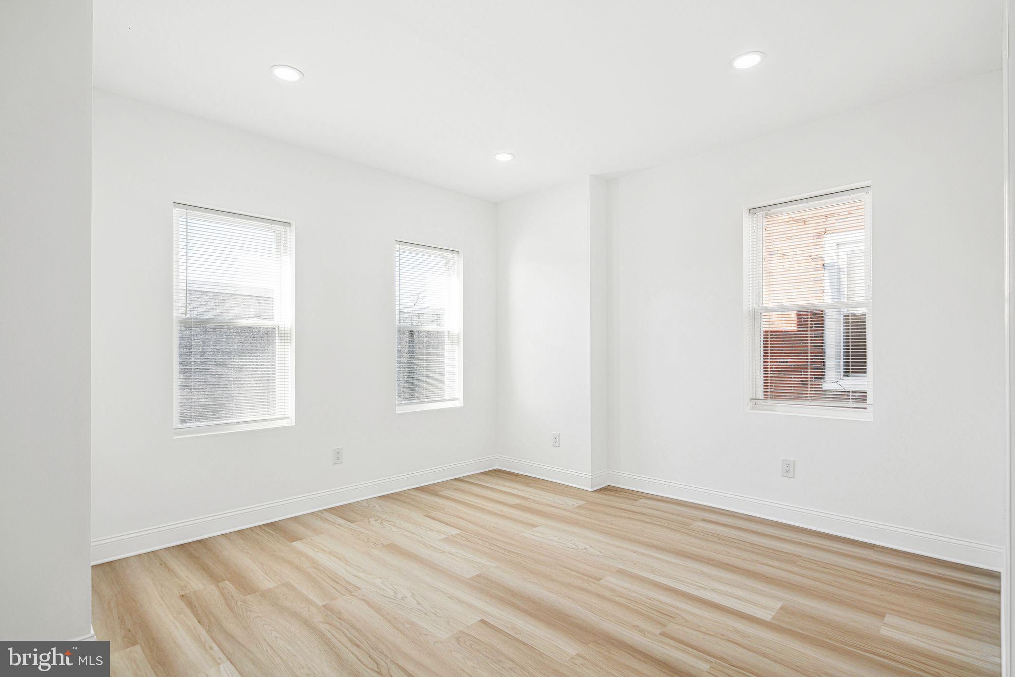 COBBS CREEK - Residential