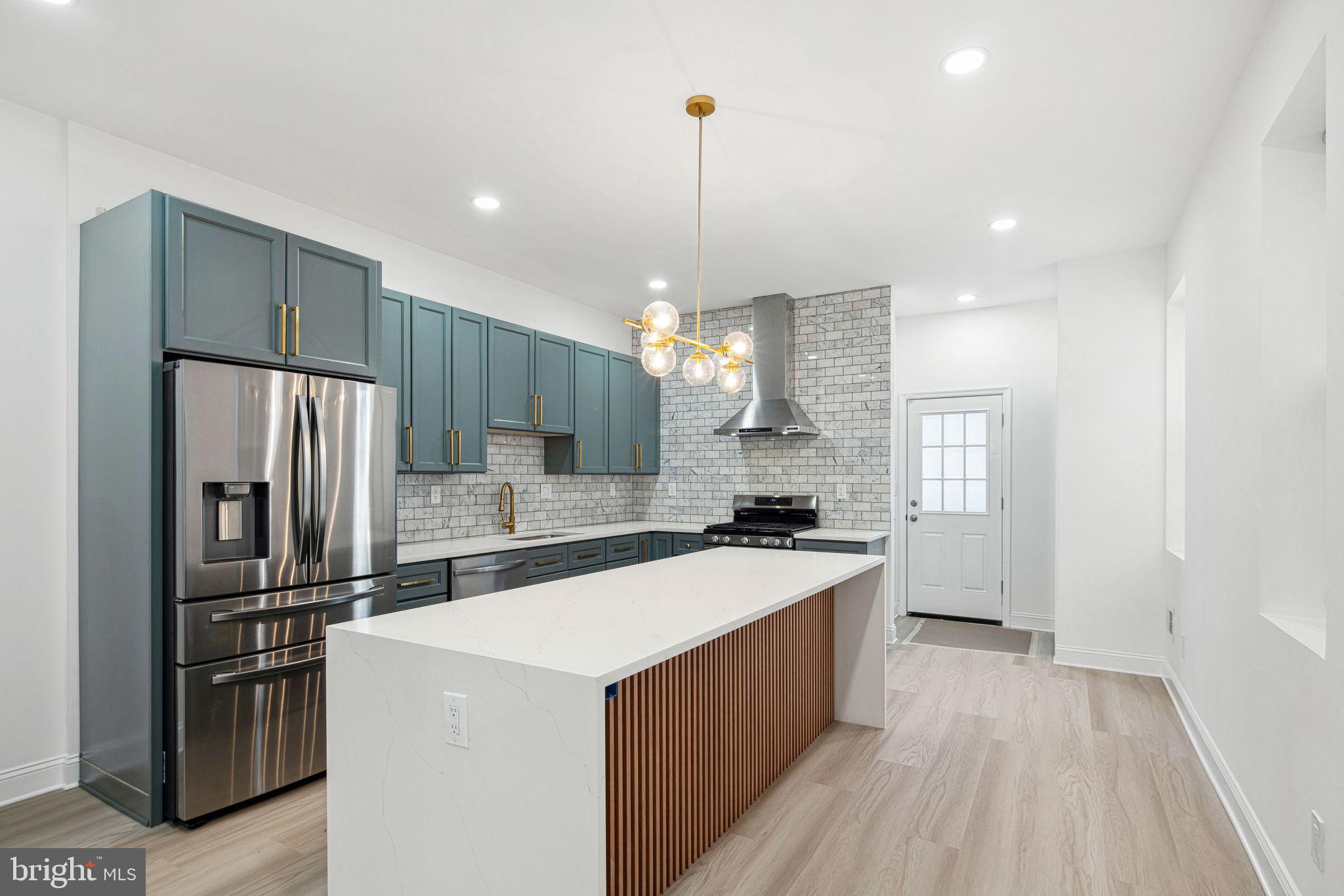 COBBS CREEK - Residential