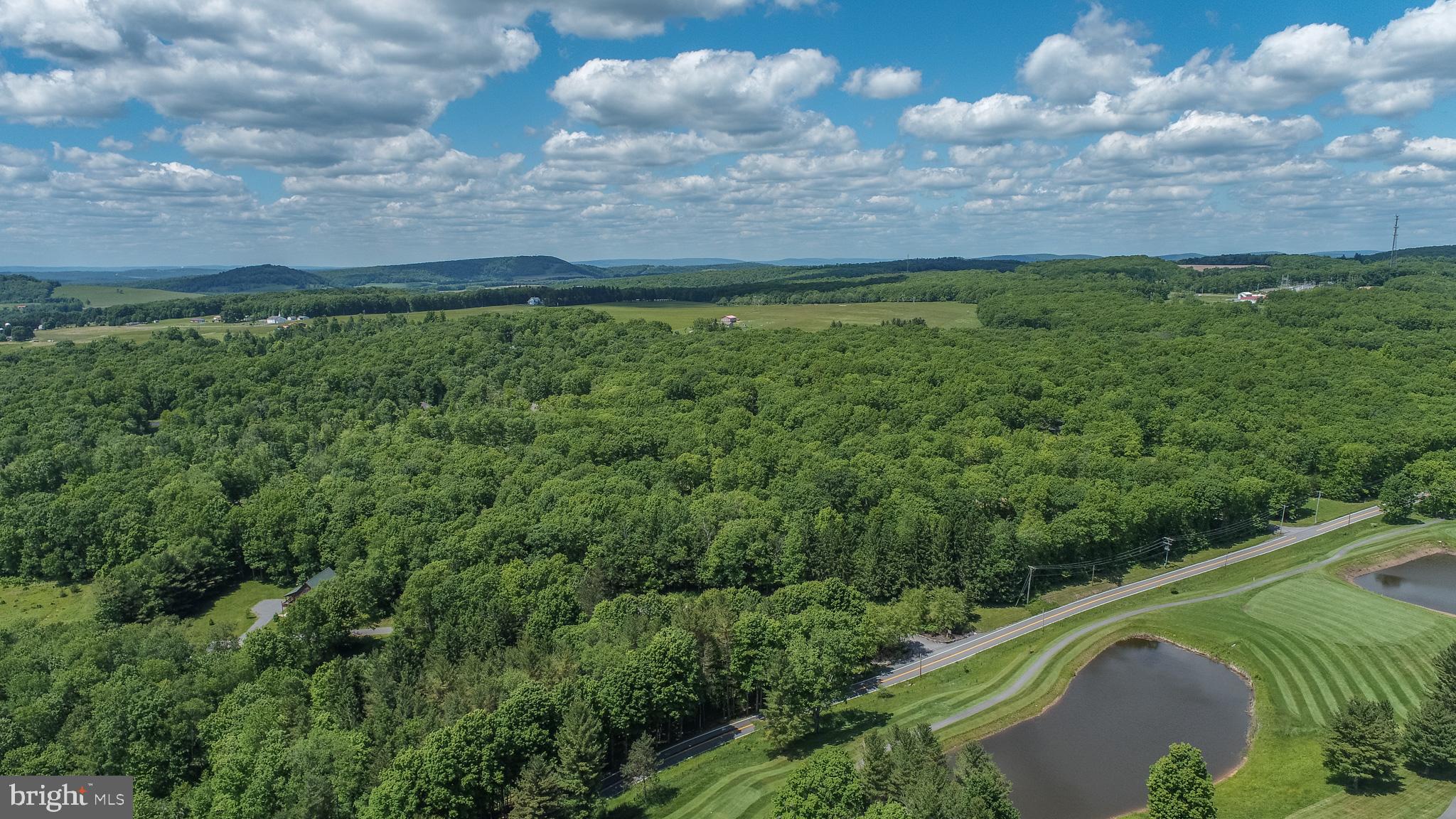 FANTASY VALLEY - Land