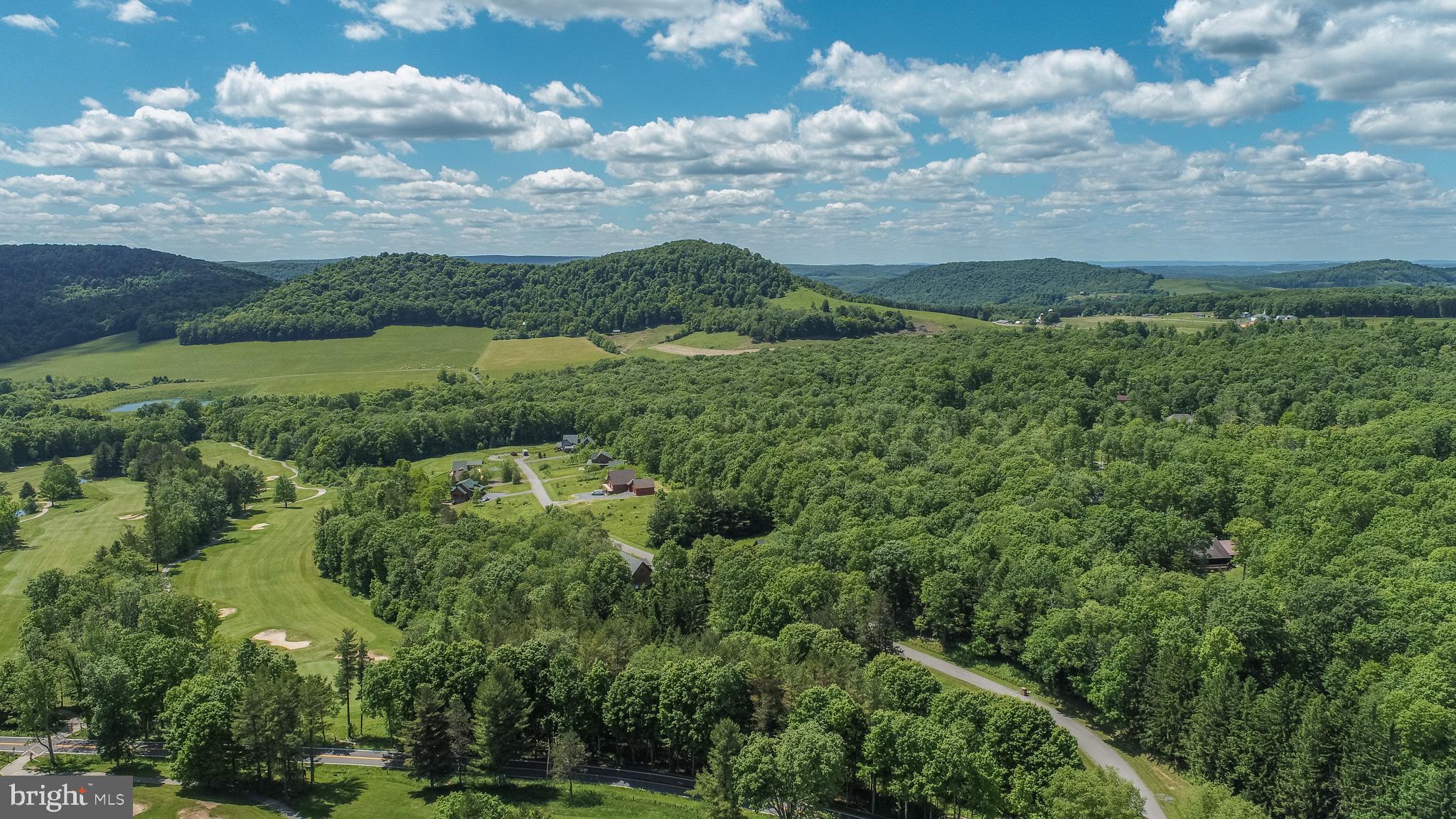 FANTASY VALLEY - Land