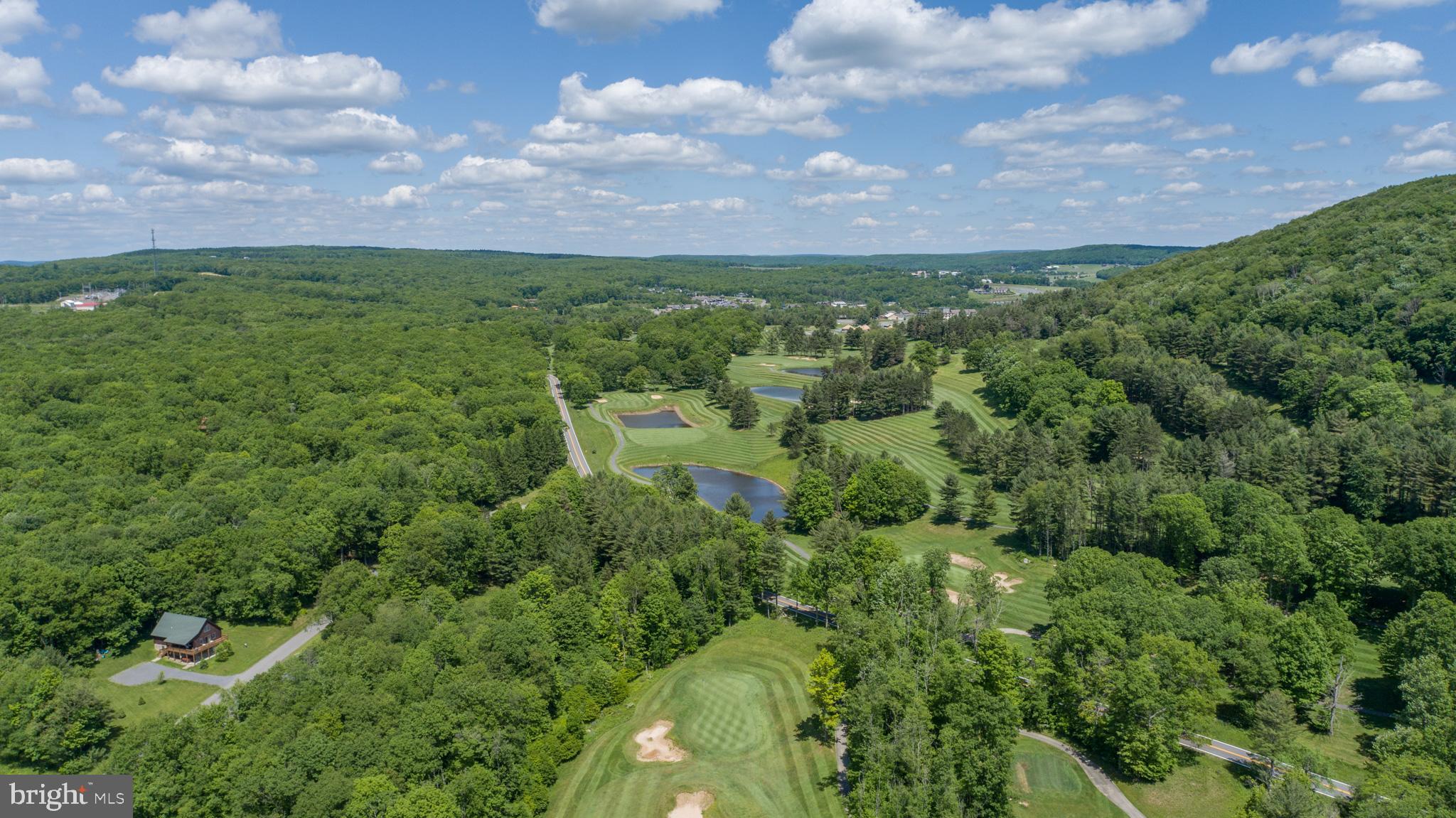 FANTASY VALLEY - Land