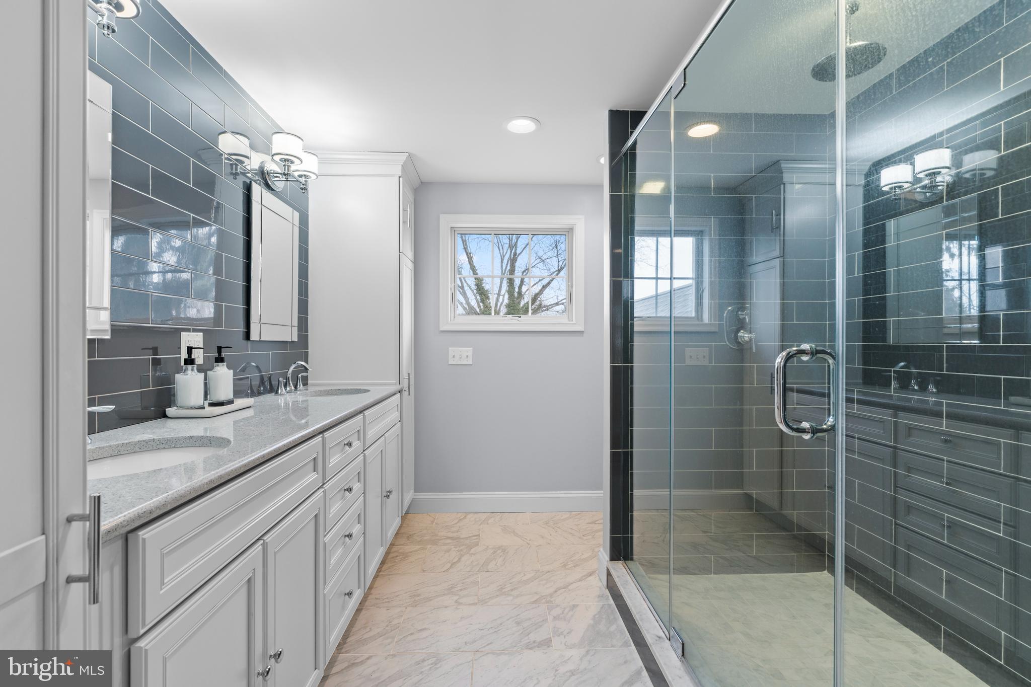 SCOTS GLEN - Residential