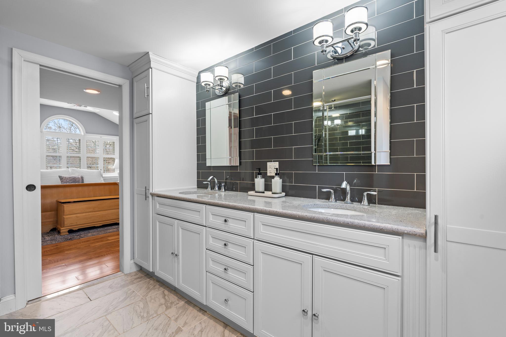 SCOTS GLEN - Residential