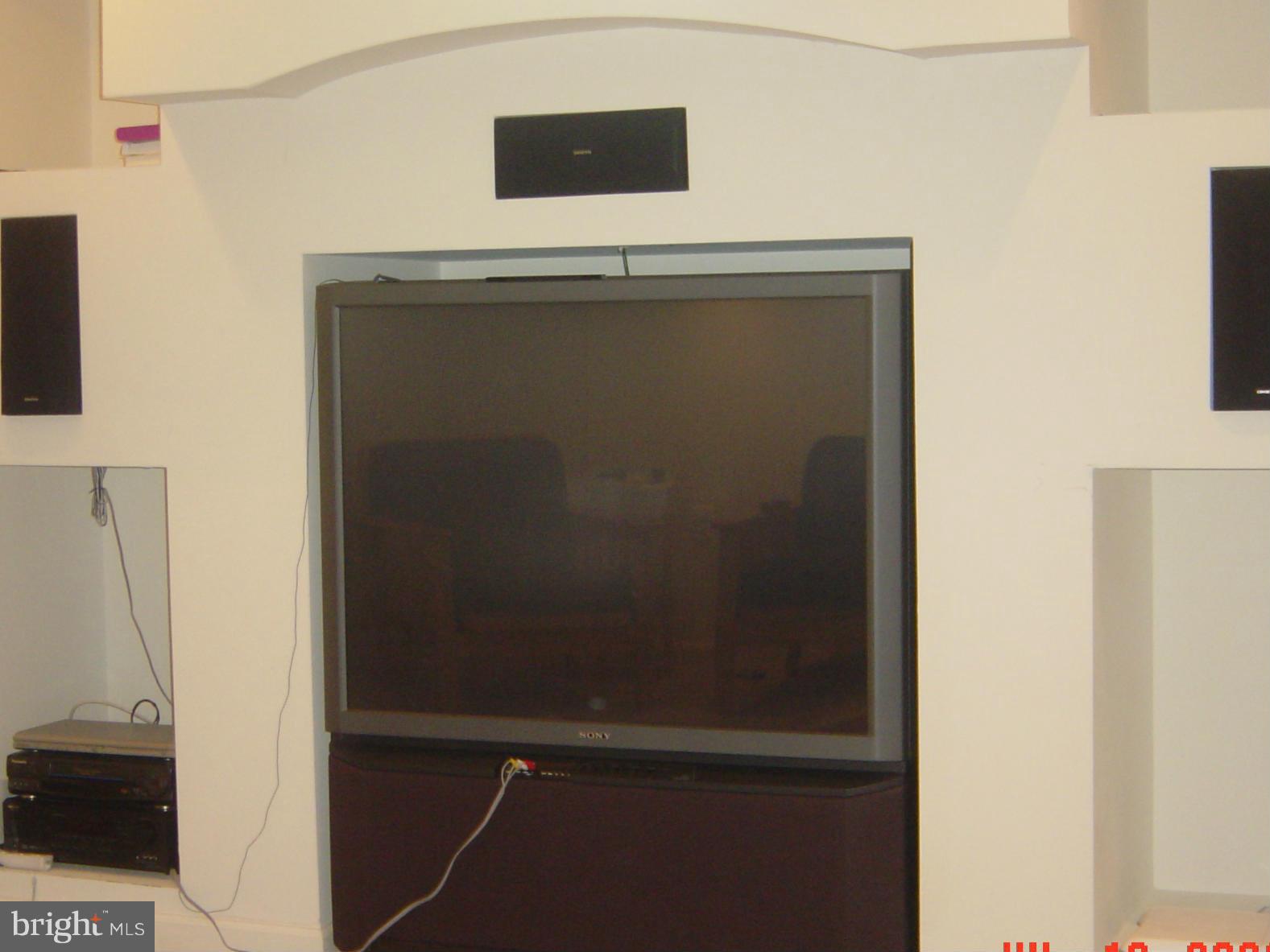 WALNEY ESTATES - Residential Lease