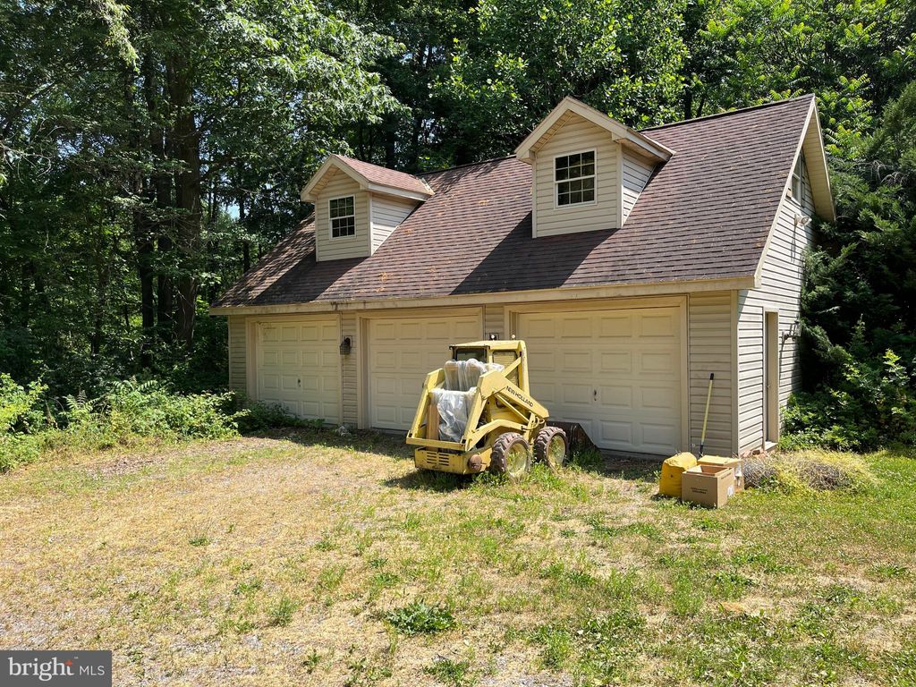 Photo of 60 QUARRY RD, ELIZABETHTOWN, PA 17022 (MLS # PALA2036596)