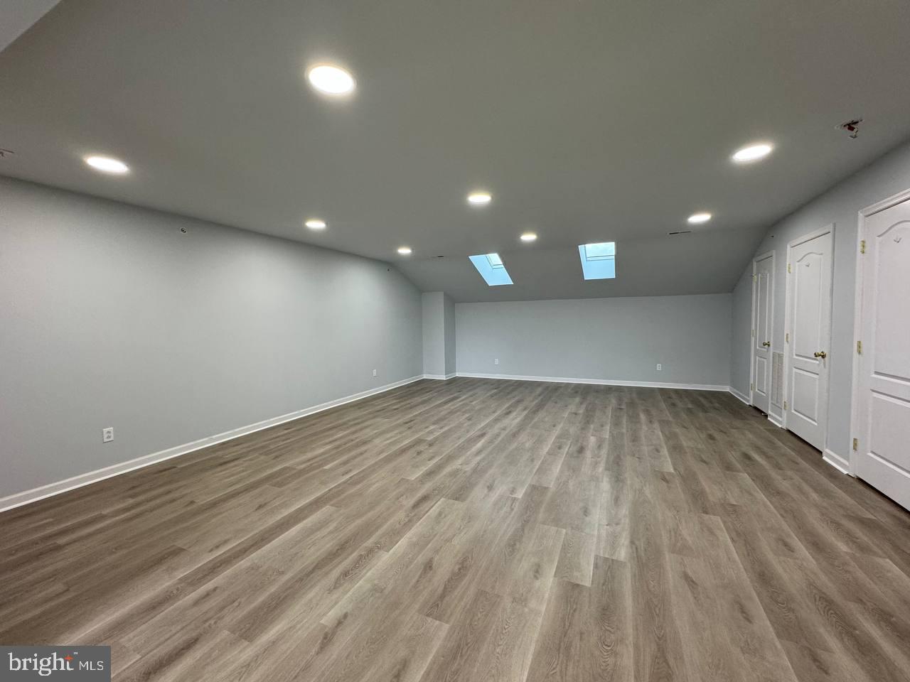 SOMERTON - Residential Lease