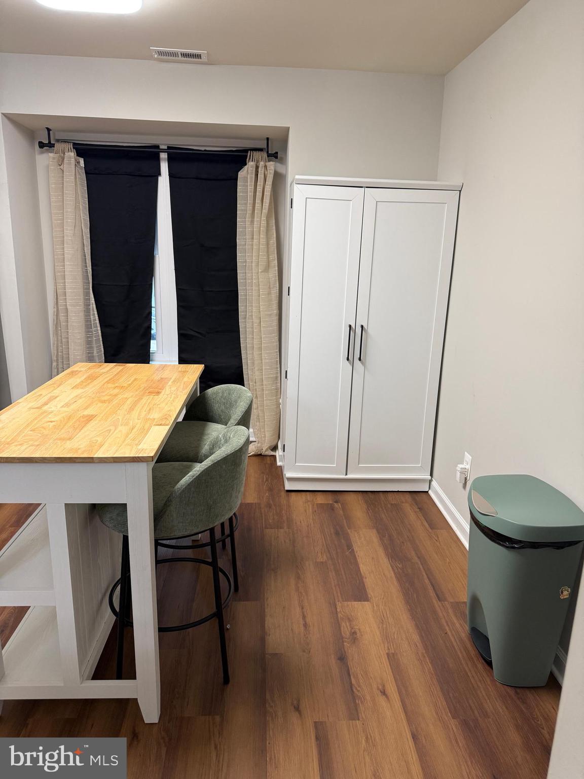 TANGLEWOOD TOWNHOMES SUB - Residential