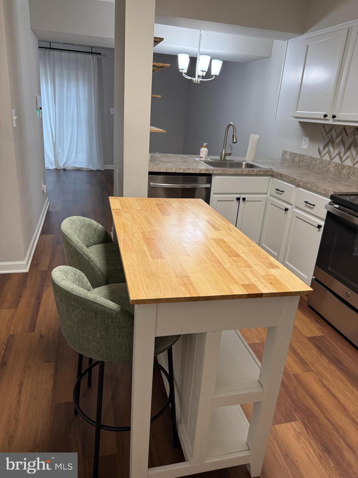 TANGLEWOOD TOWNHOMES SUB - Residential