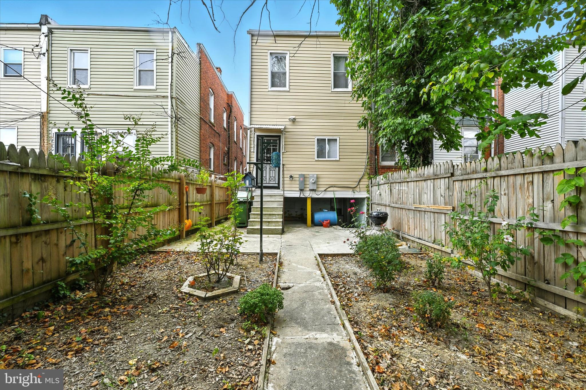 ROSEMONT - Residential