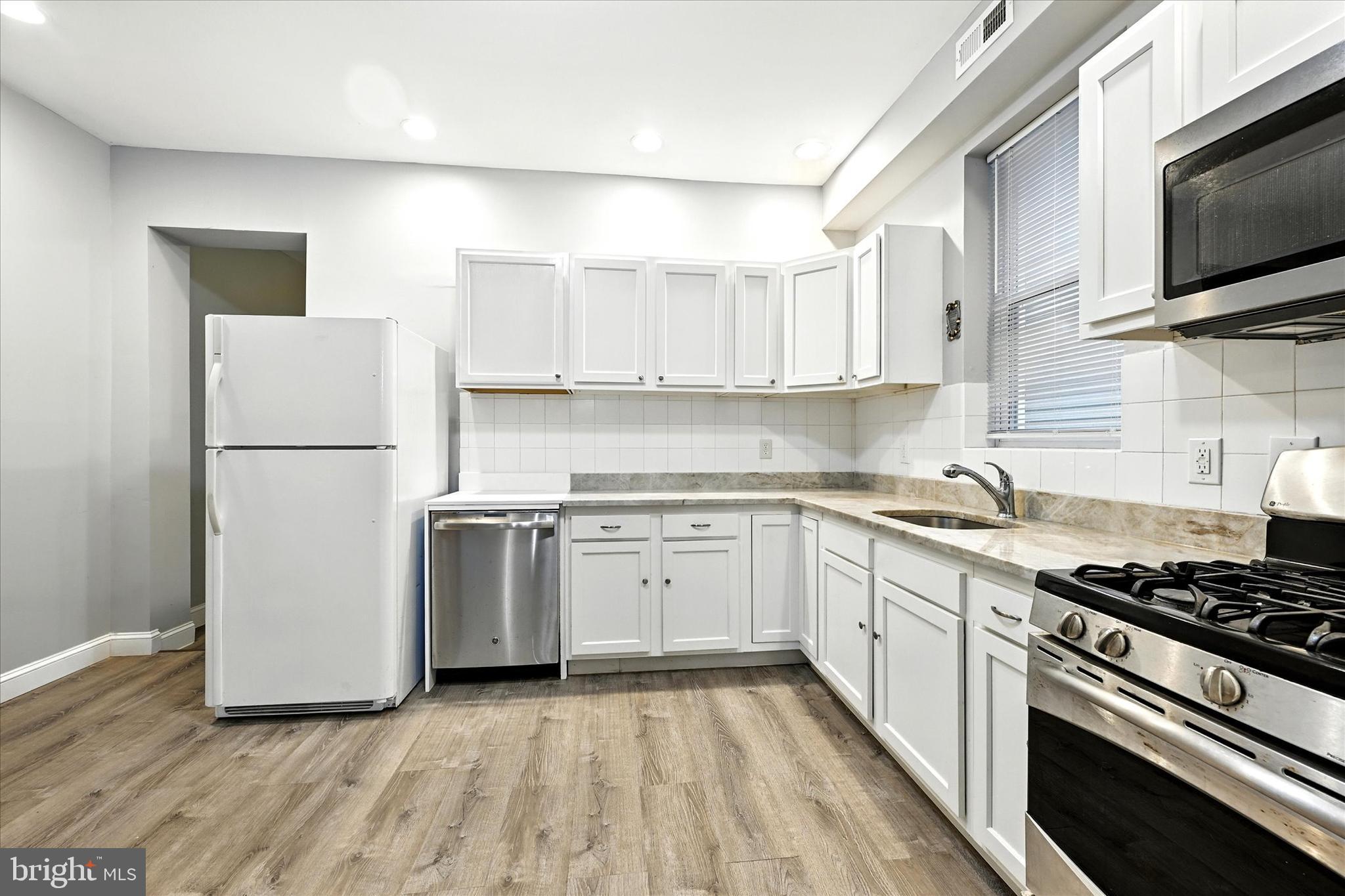 ROSEMONT - Residential