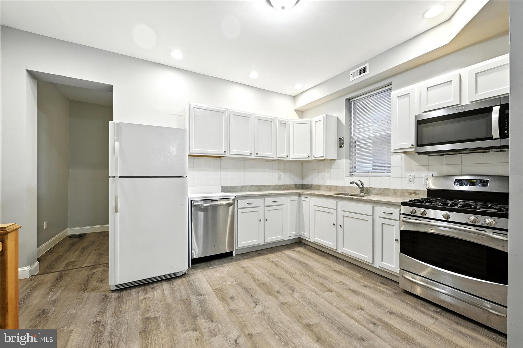 ROSEMONT - Residential