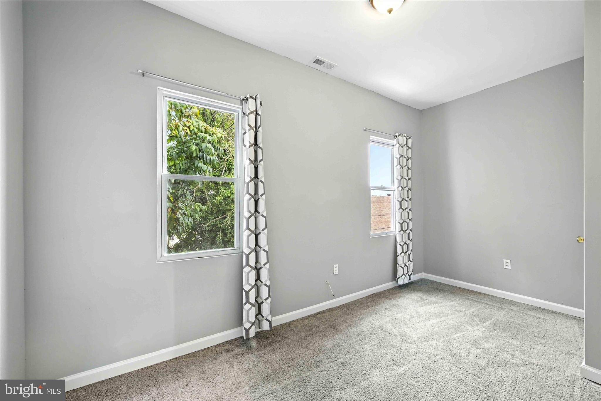 ROSEMONT - Residential