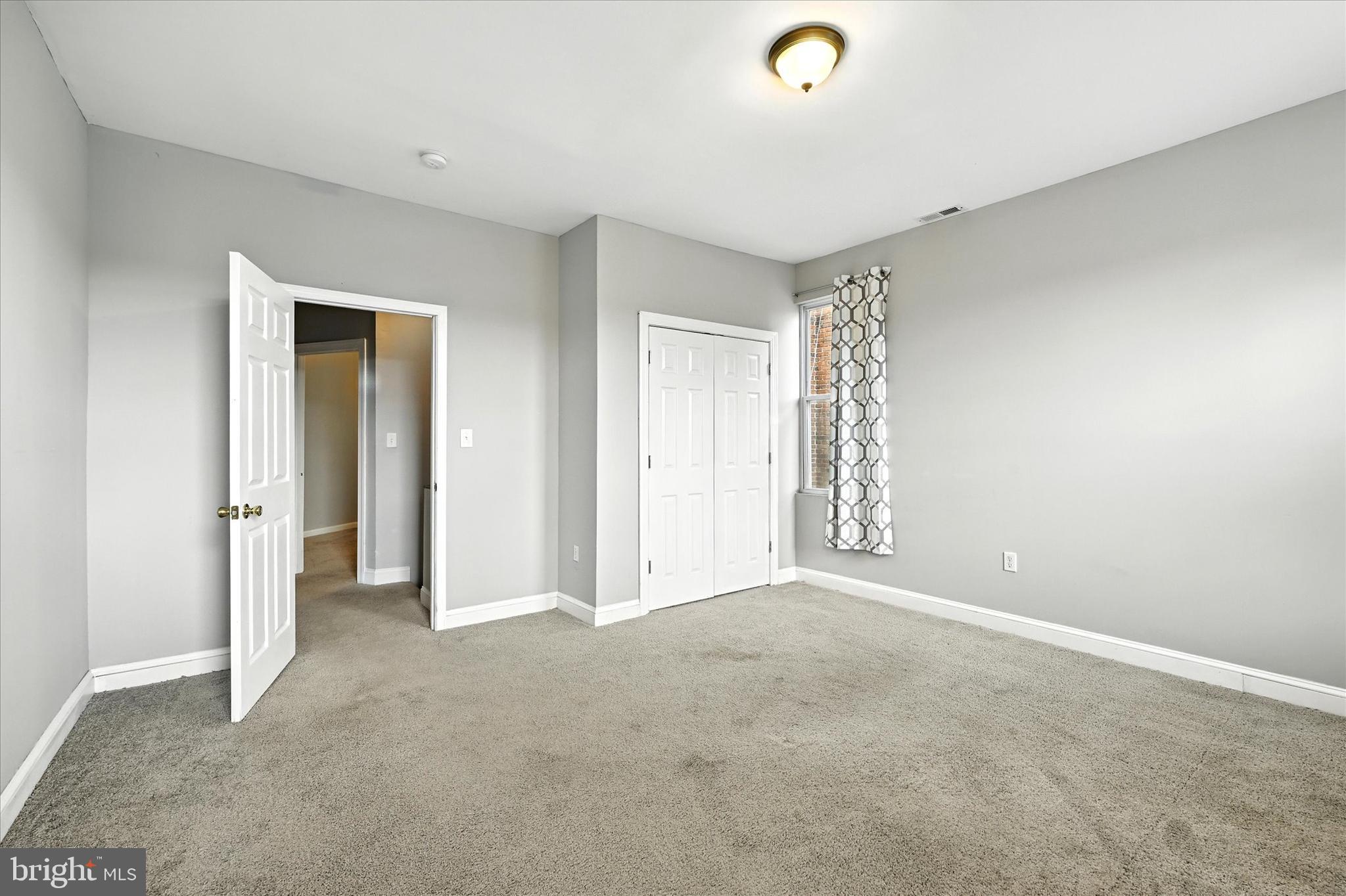 ROSEMONT - Residential