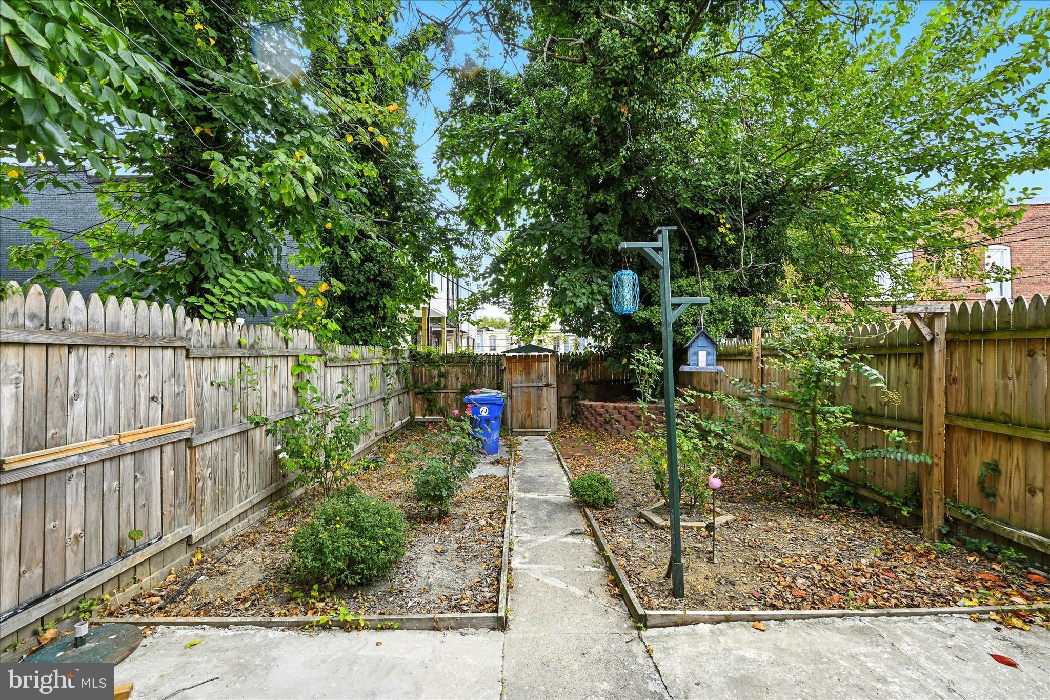 ROSEMONT - Residential