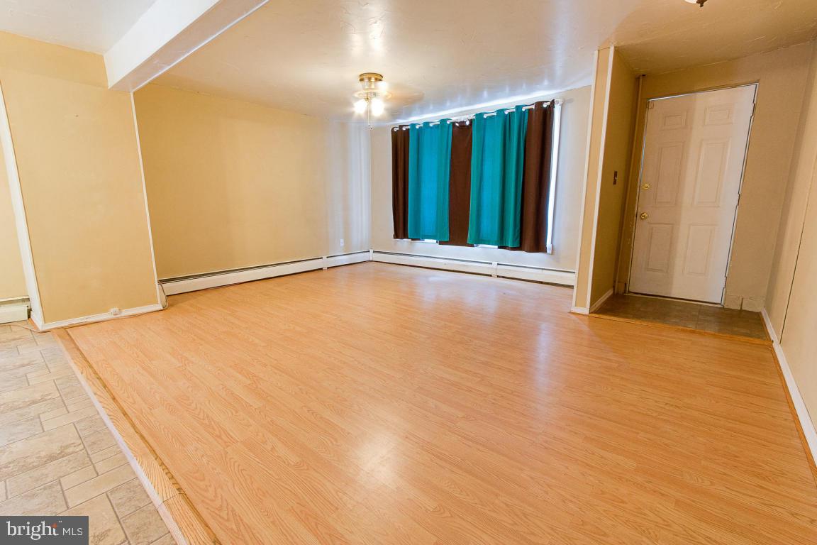 COLUMBIA - Residential