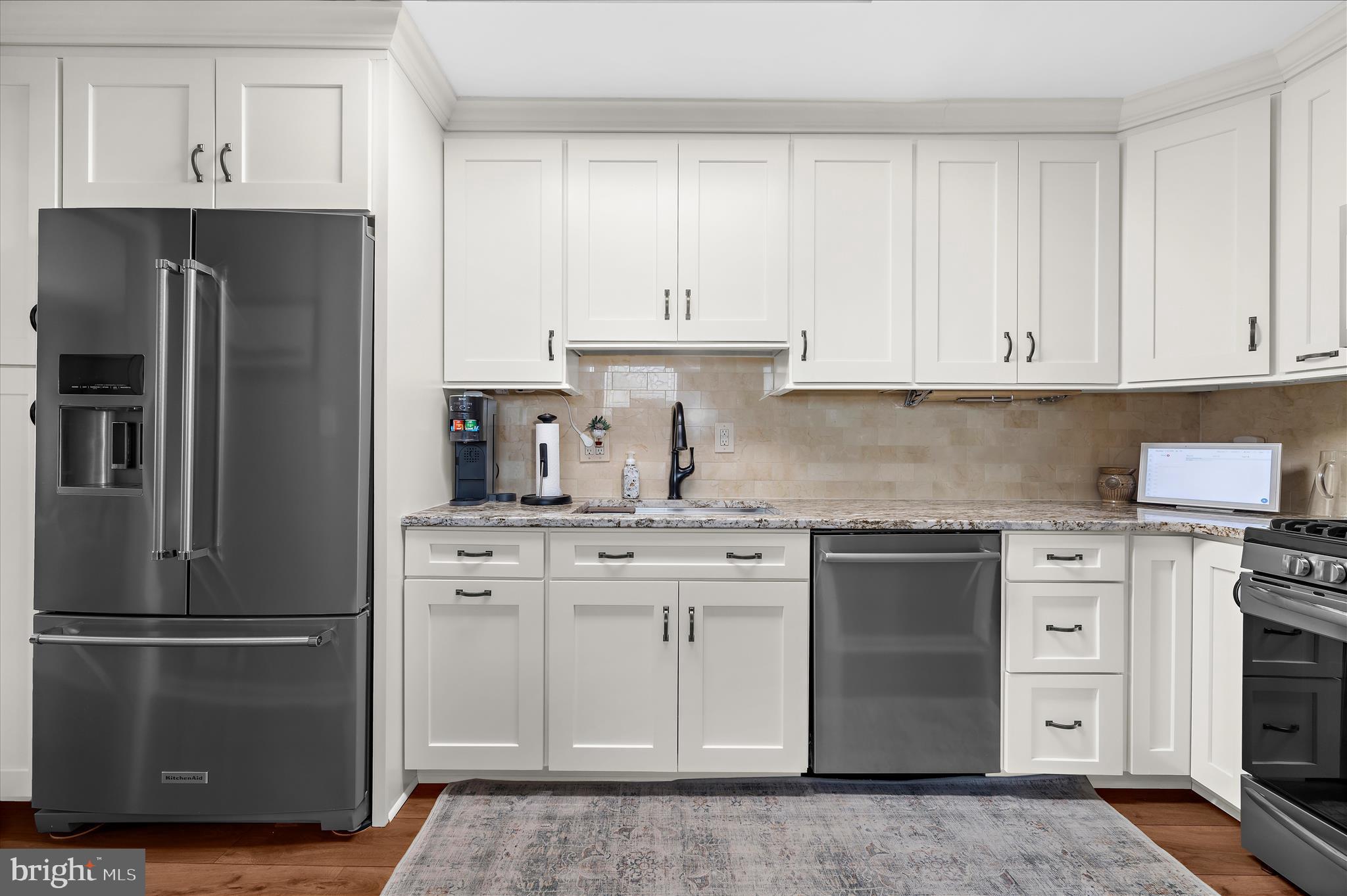 AIRAGE VILLAGE - Residential