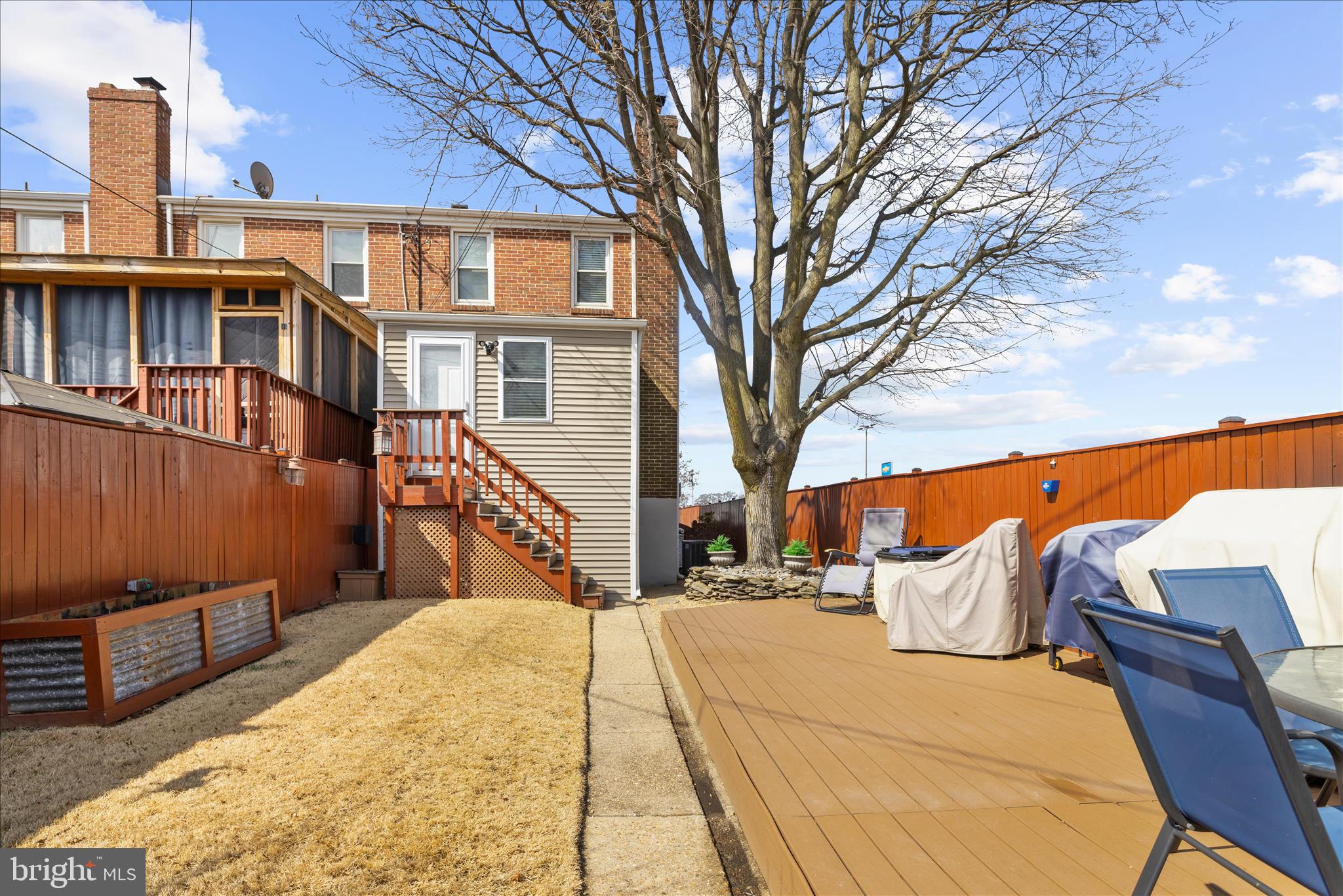 AIRAGE VILLAGE - Residential