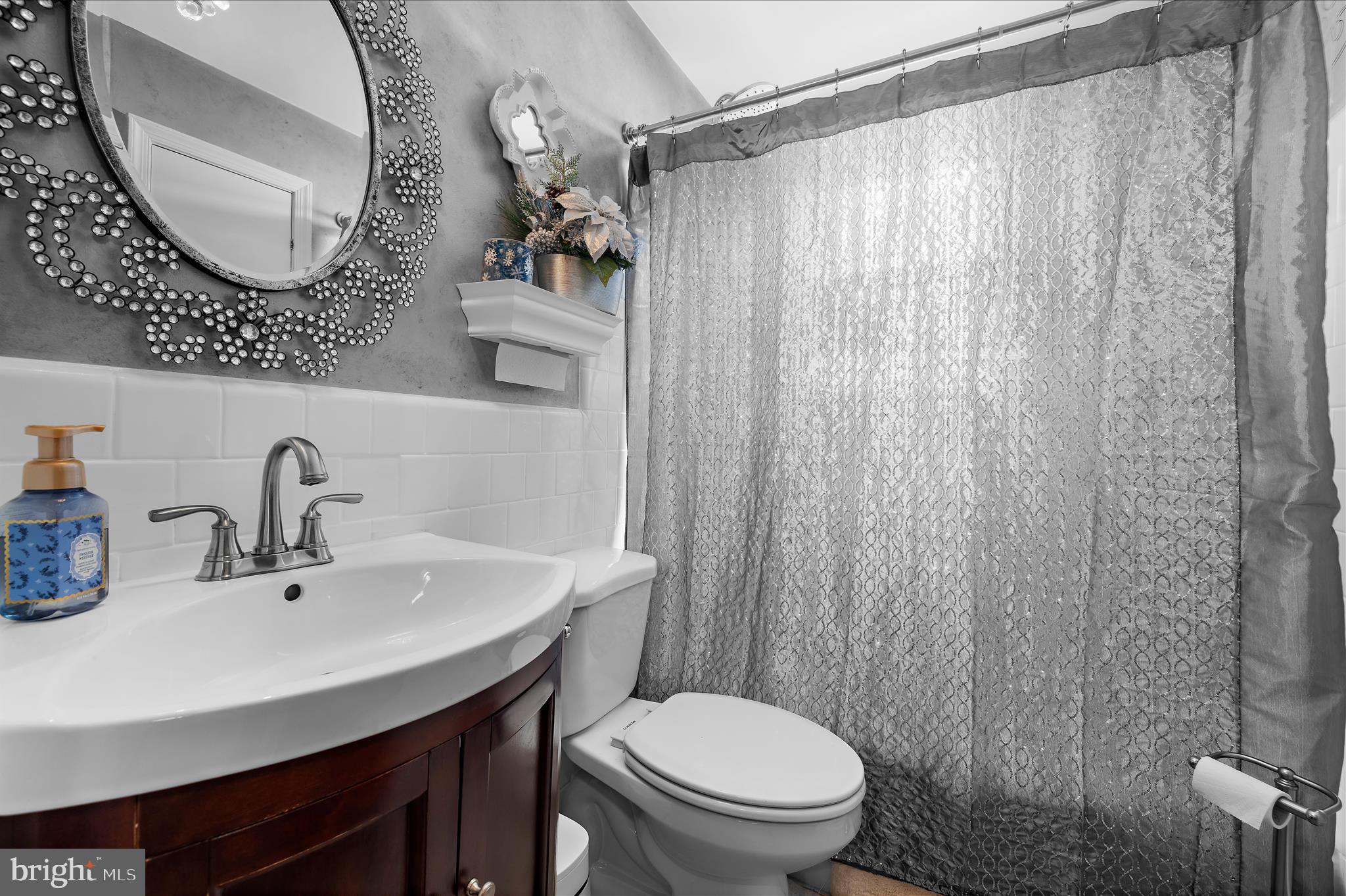 AIRAGE VILLAGE - Residential