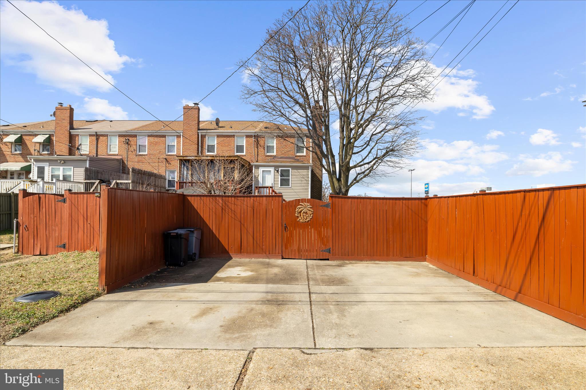 AIRAGE VILLAGE - Residential