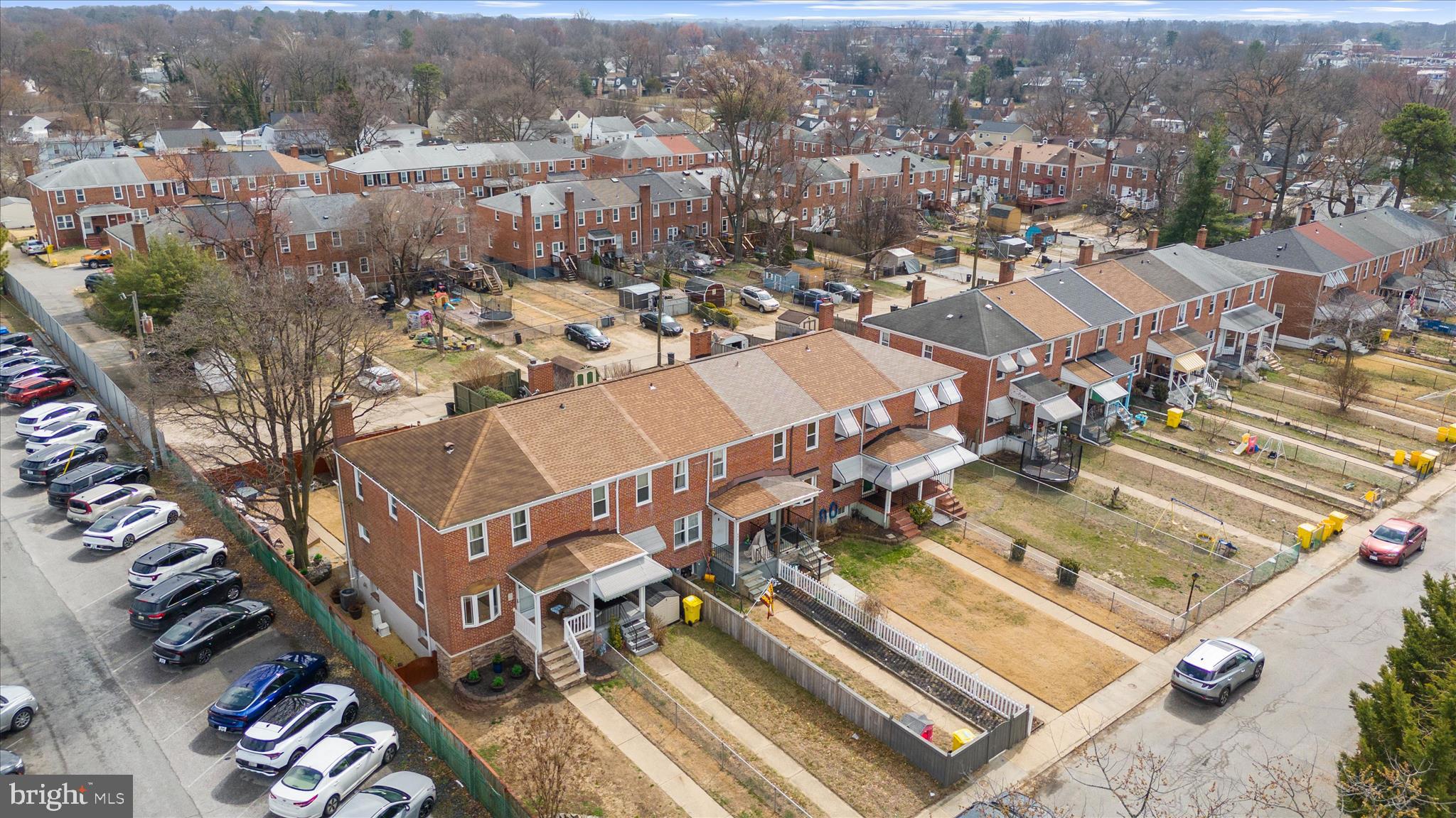 AIRAGE VILLAGE - Residential