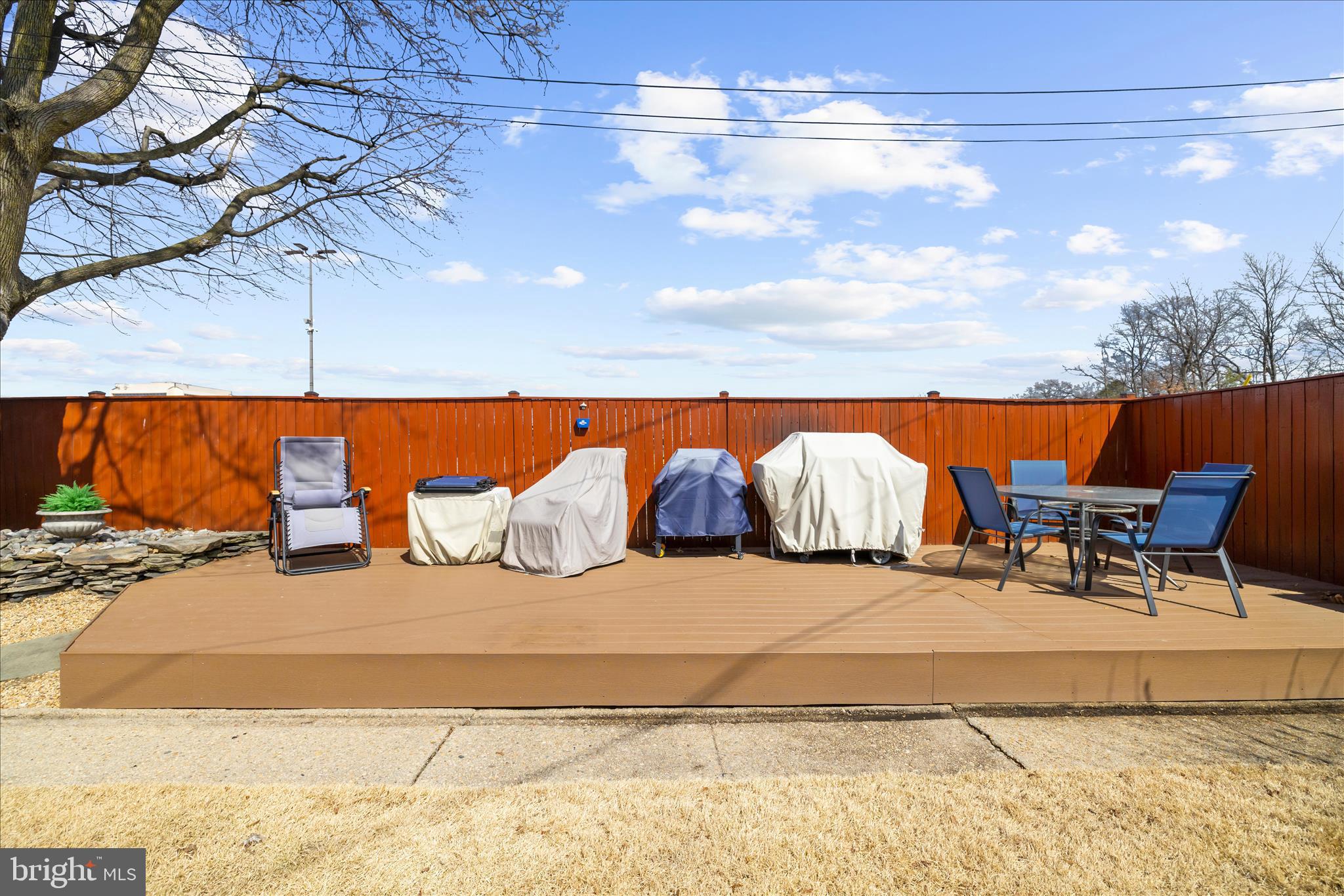 AIRAGE VILLAGE - Residential