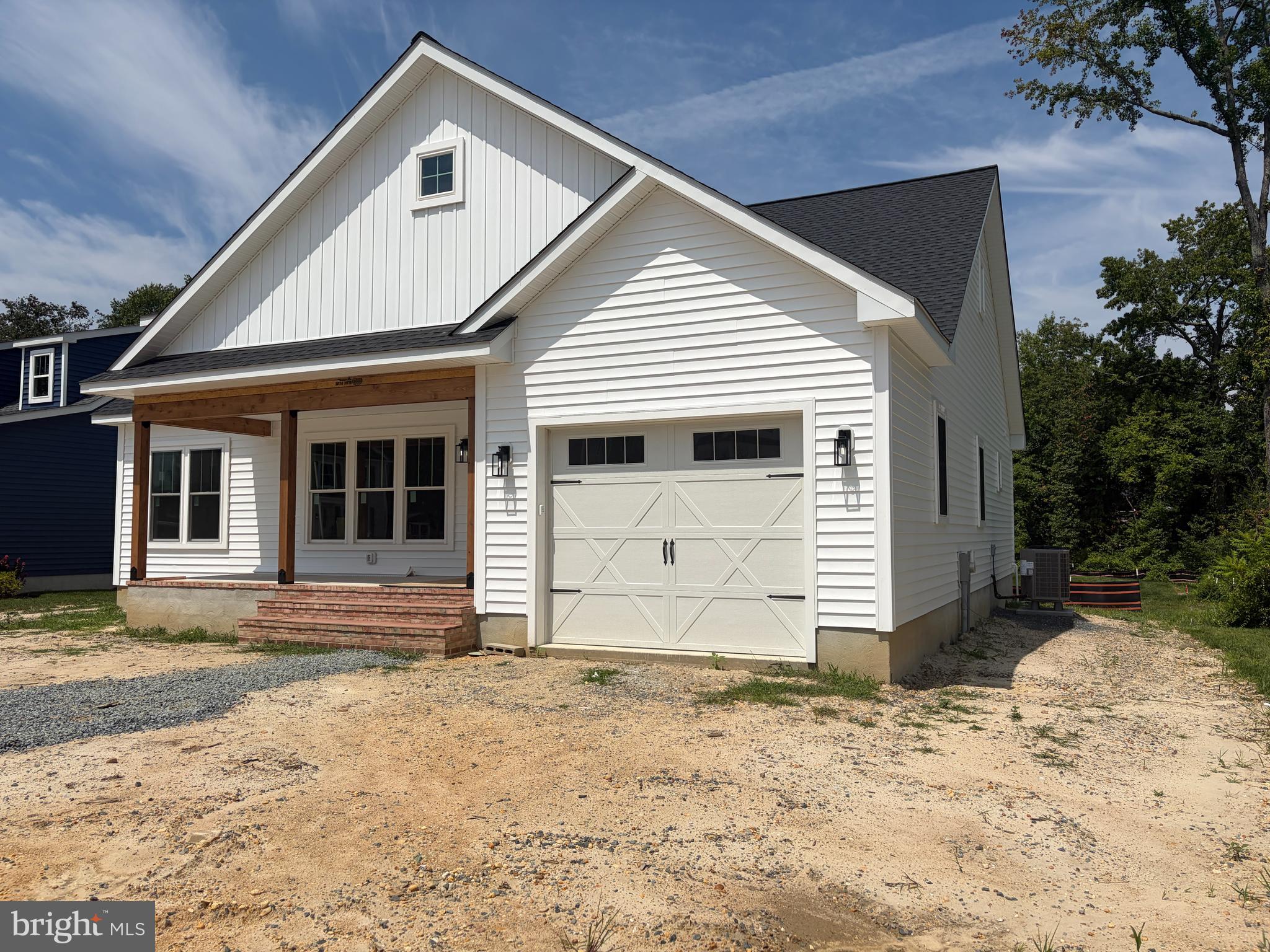 13 SANDY LANE