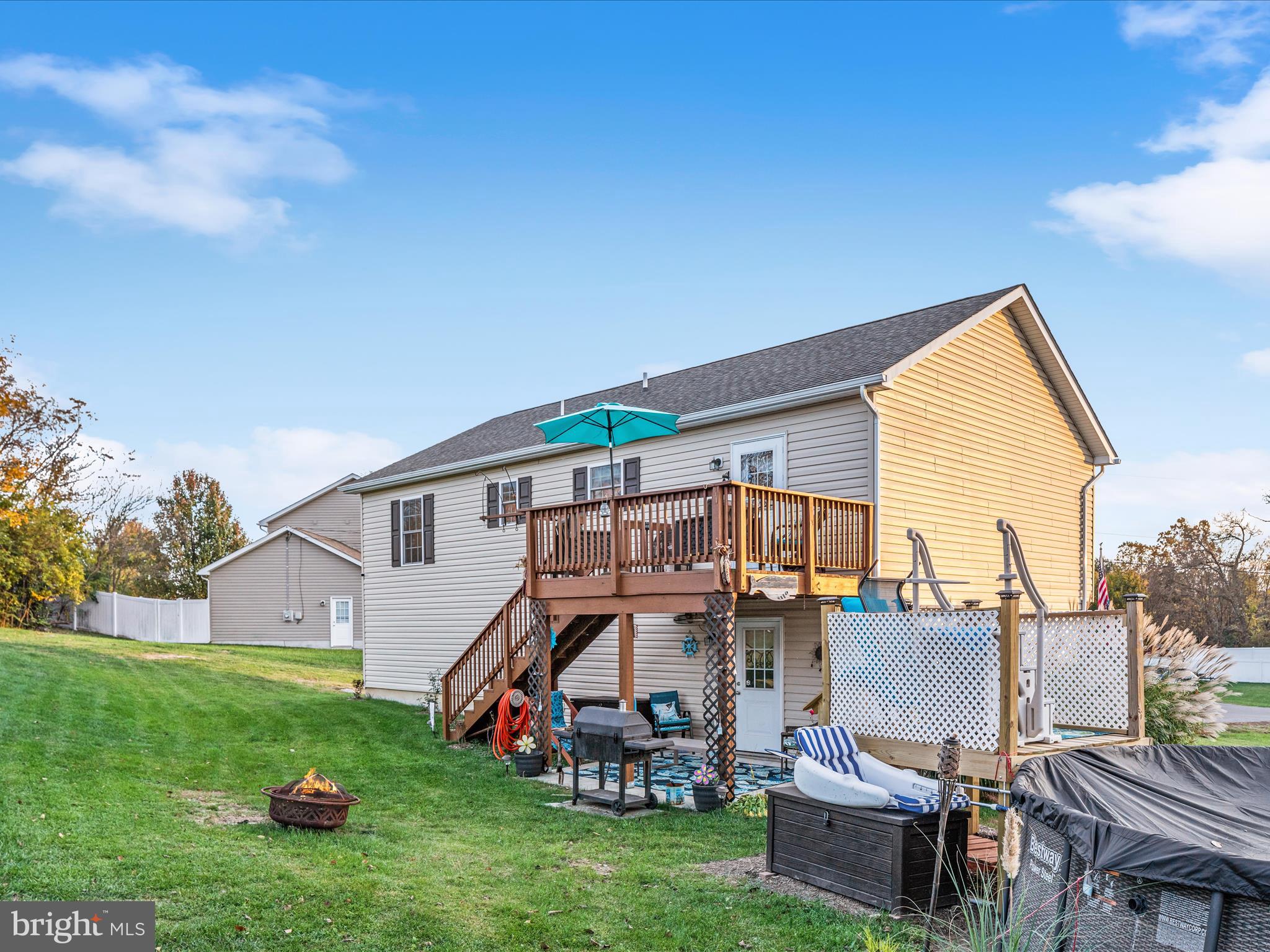 ELIZABETH STATION - Residential