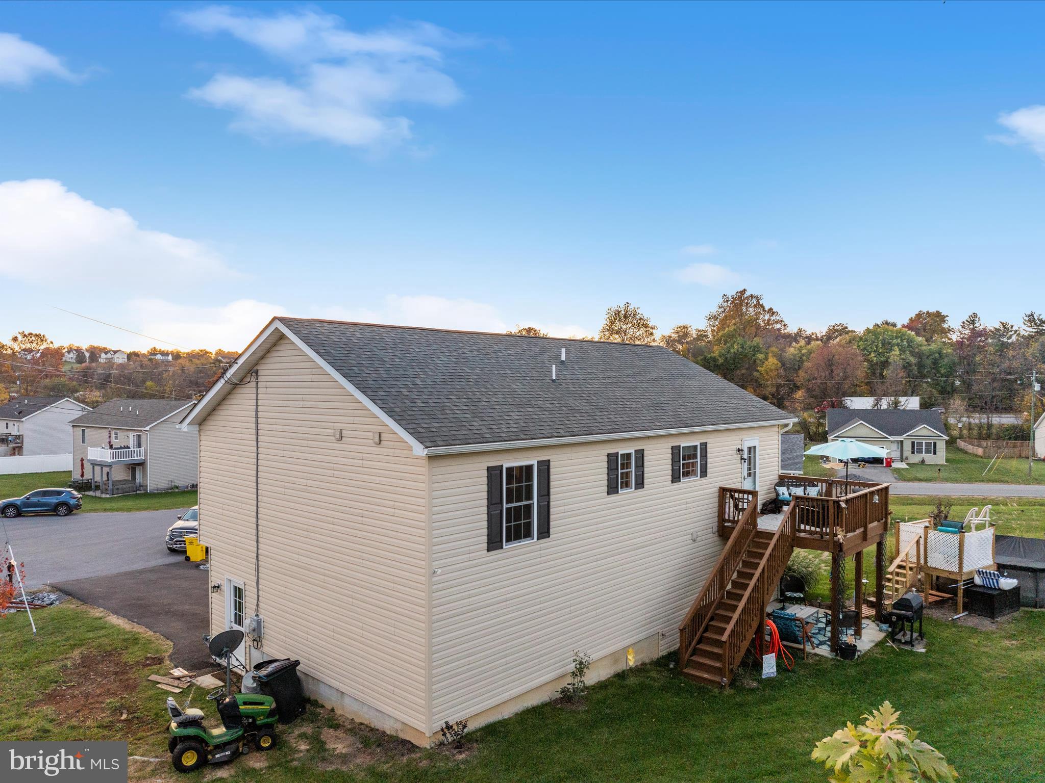 ELIZABETH STATION - Residential