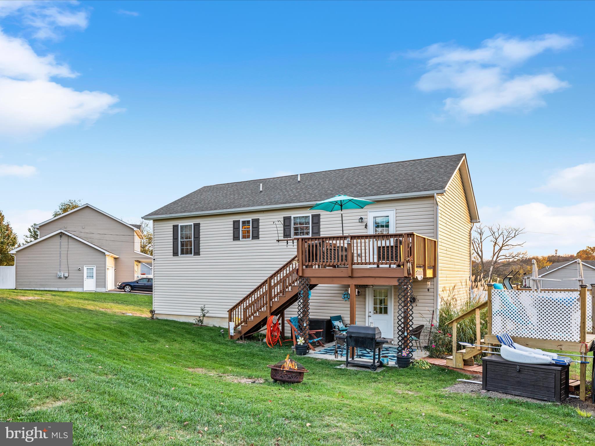 ELIZABETH STATION - Residential