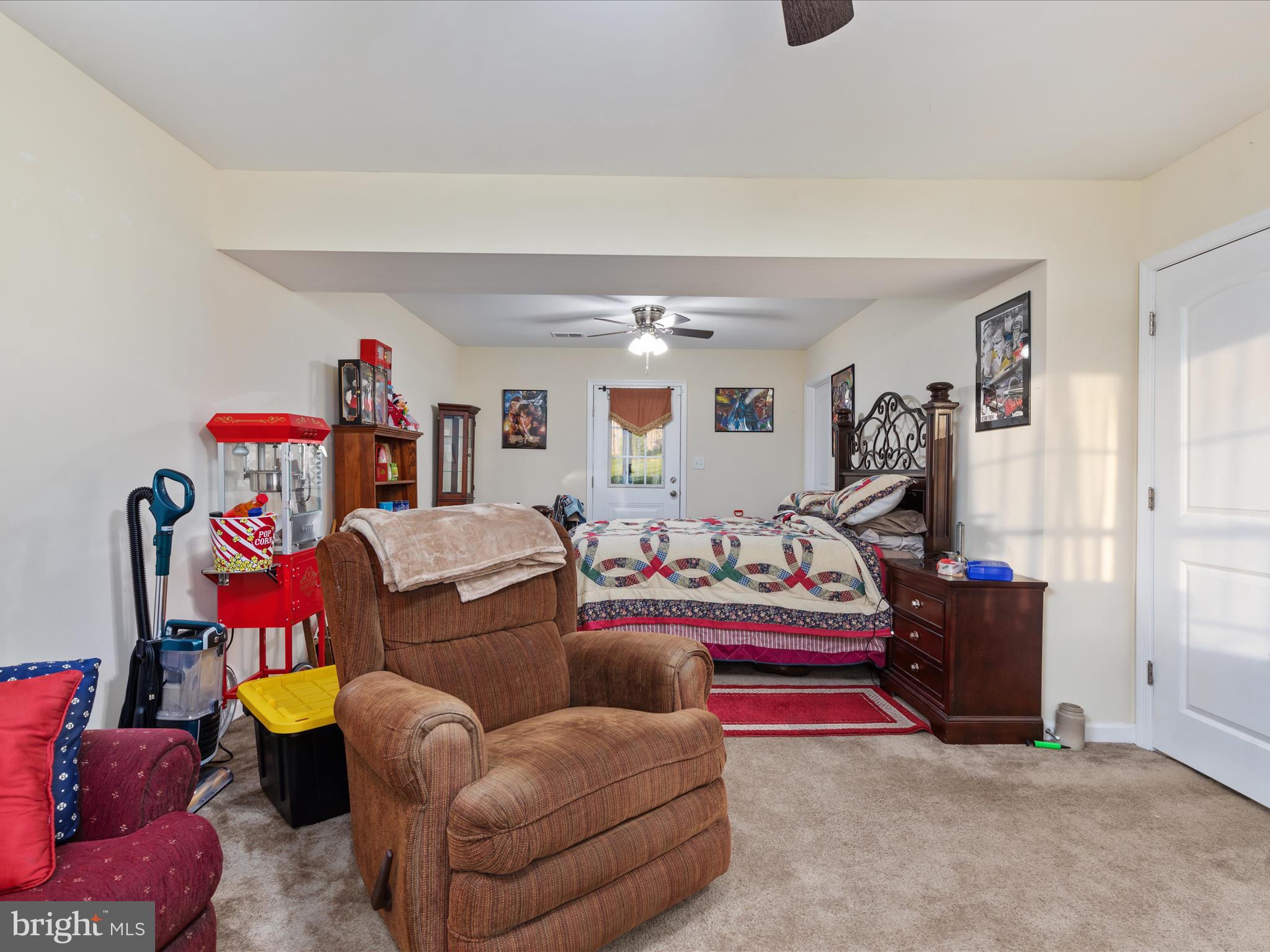 ELIZABETH STATION - Residential