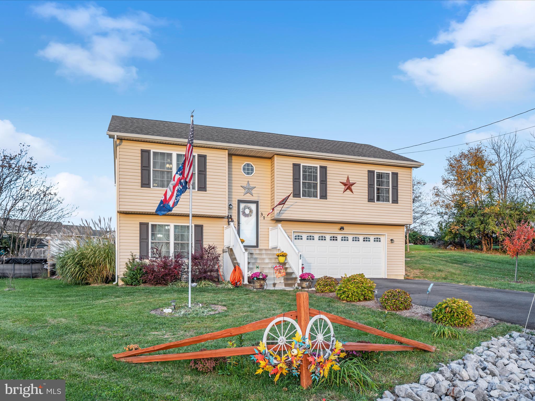 ELIZABETH STATION - Residential