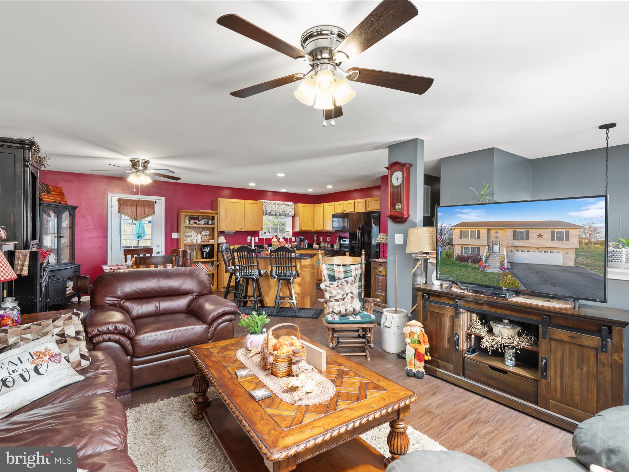 ELIZABETH STATION - Residential