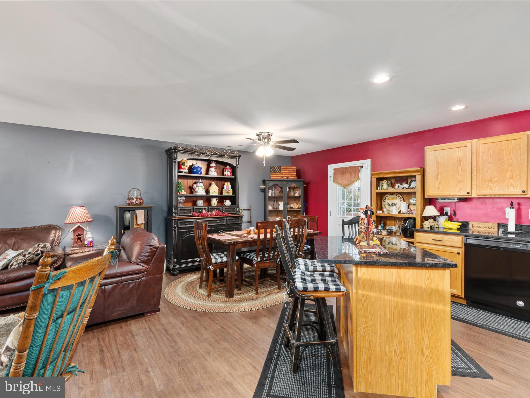 ELIZABETH STATION - Residential