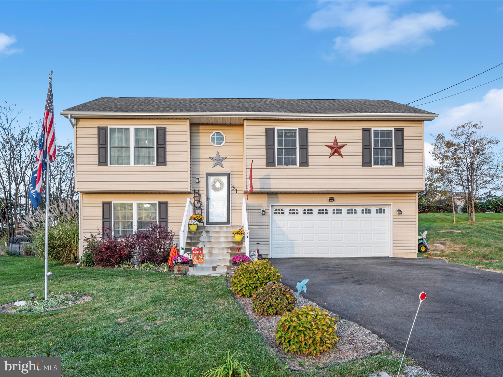 ELIZABETH STATION - Residential