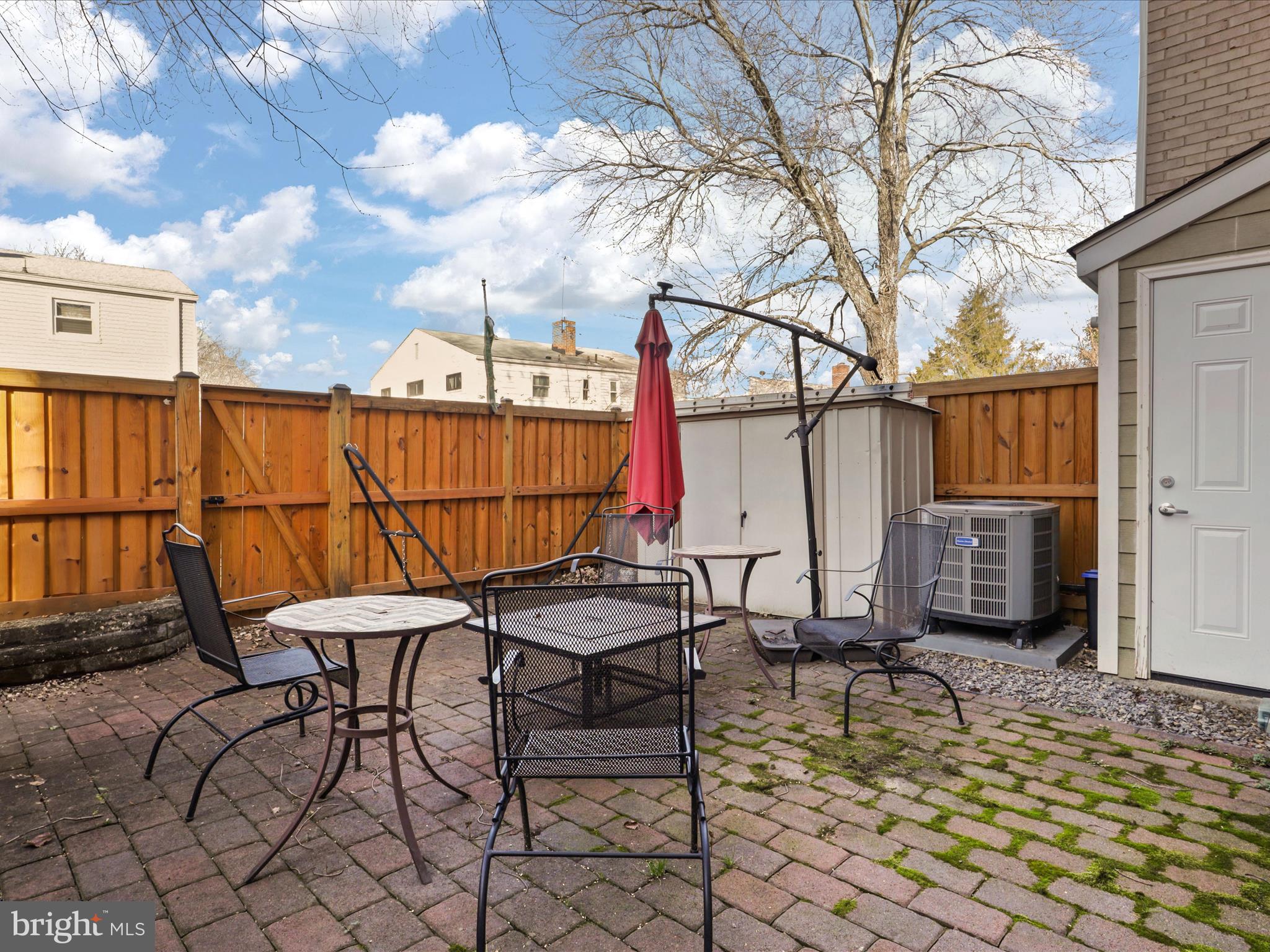 BERKSHIRE - Residential