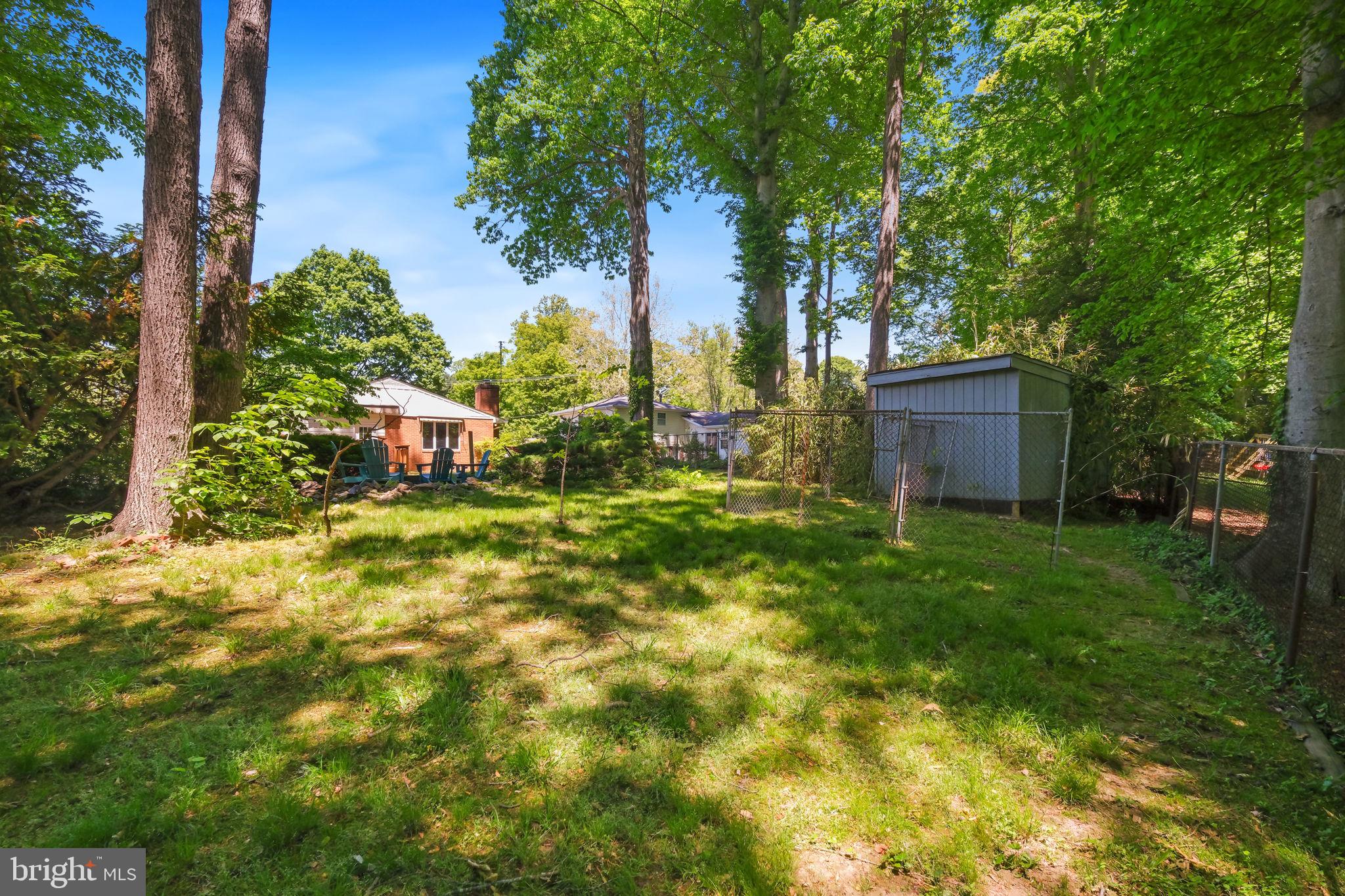 BEL PRE WOODS - Residential