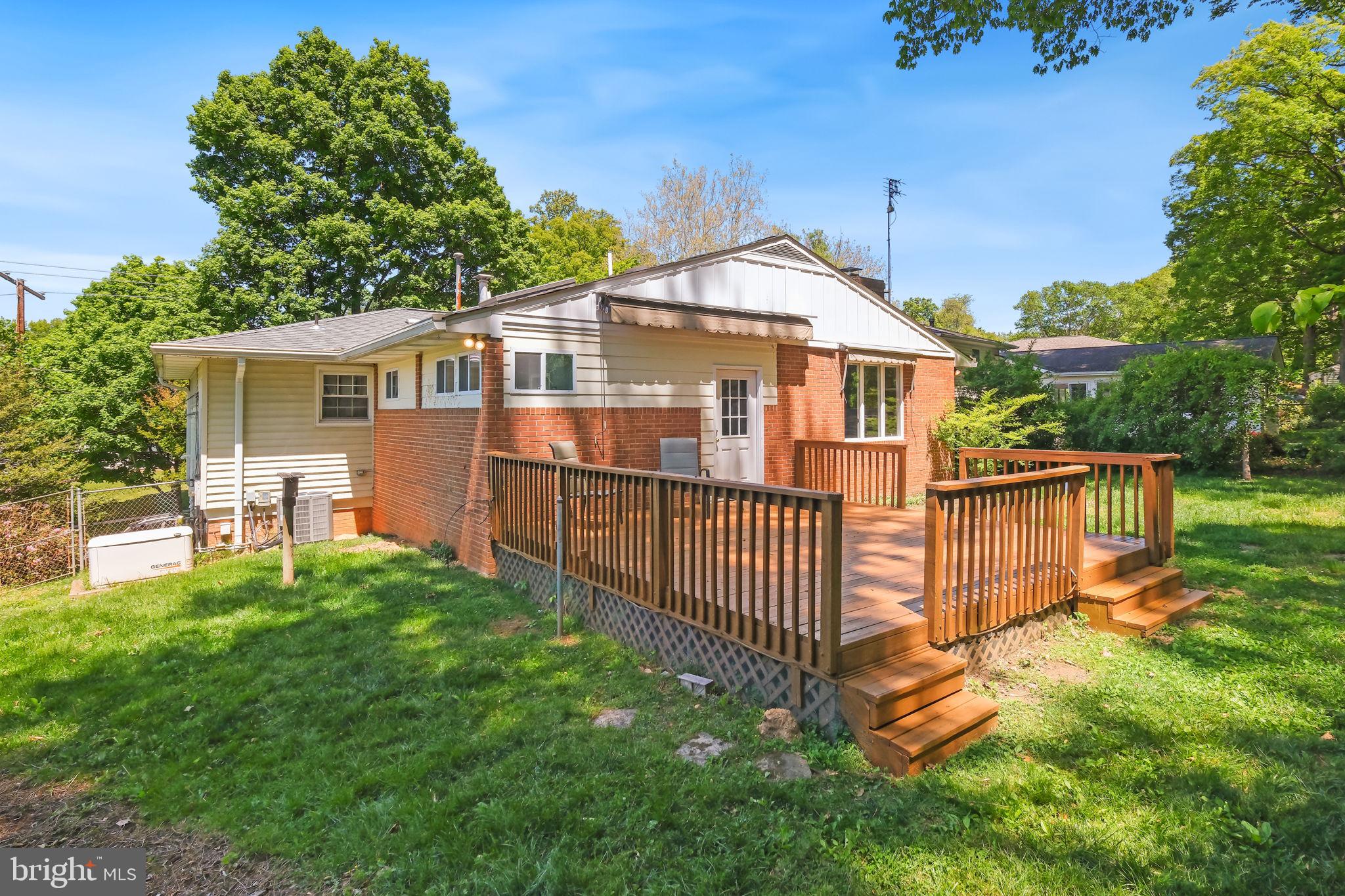 BEL PRE WOODS - Residential