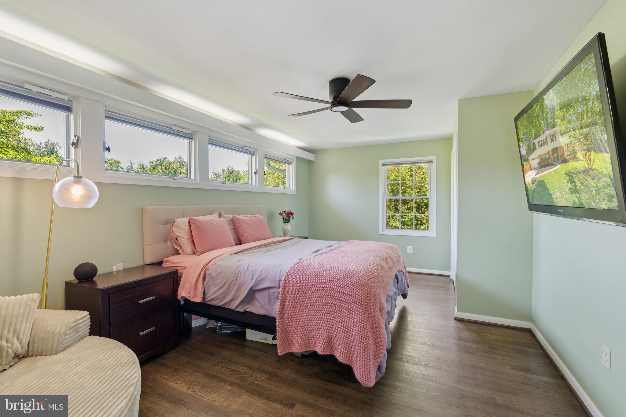 BEL PRE WOODS - Residential
