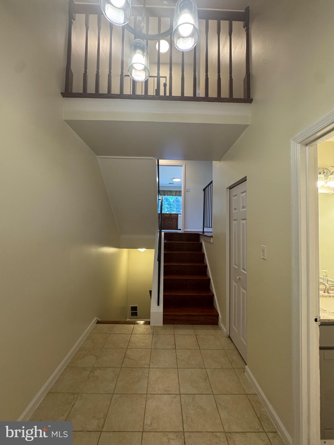 5431 HELM COURT