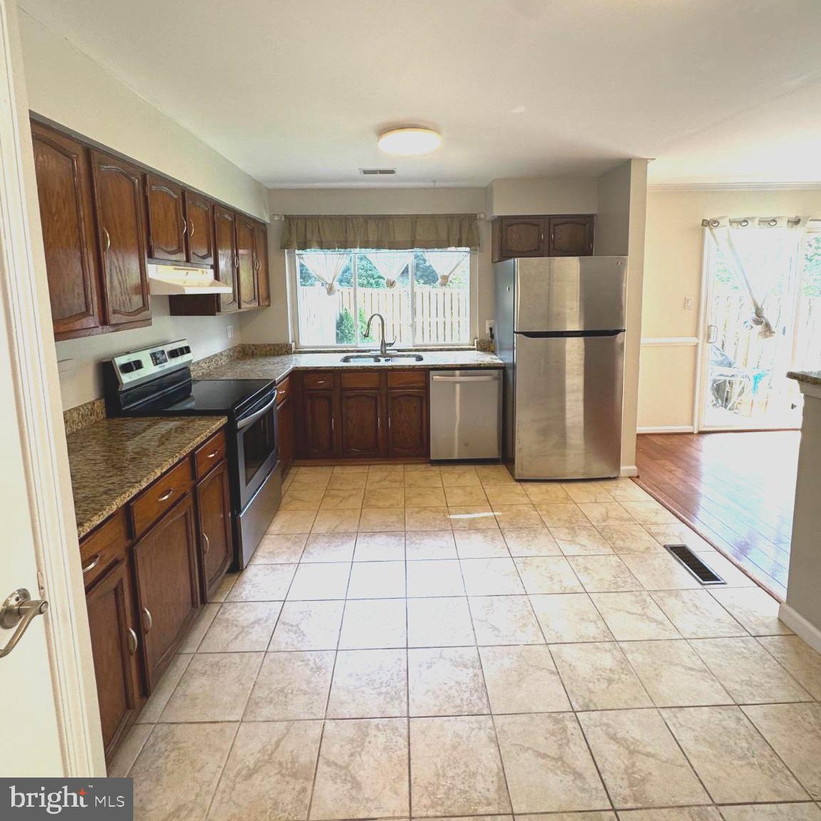5431 HELM COURT