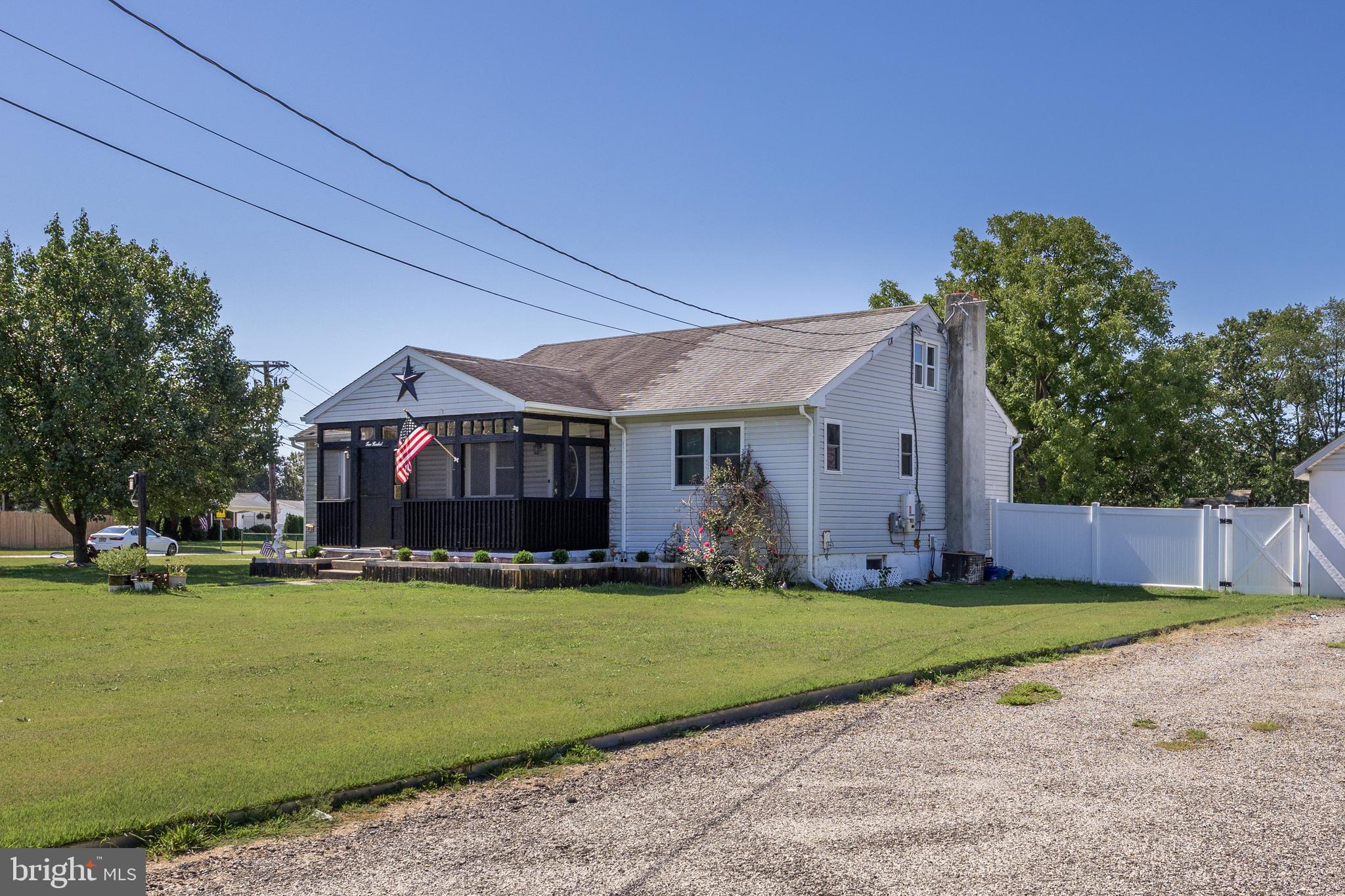 200 W LANDING ROAD