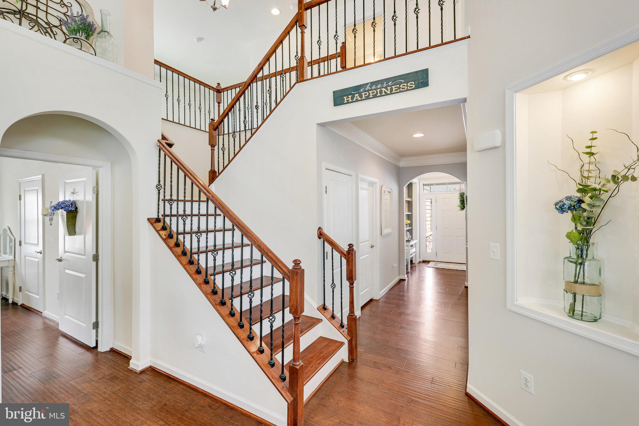 SEVEN HILLS - Residential