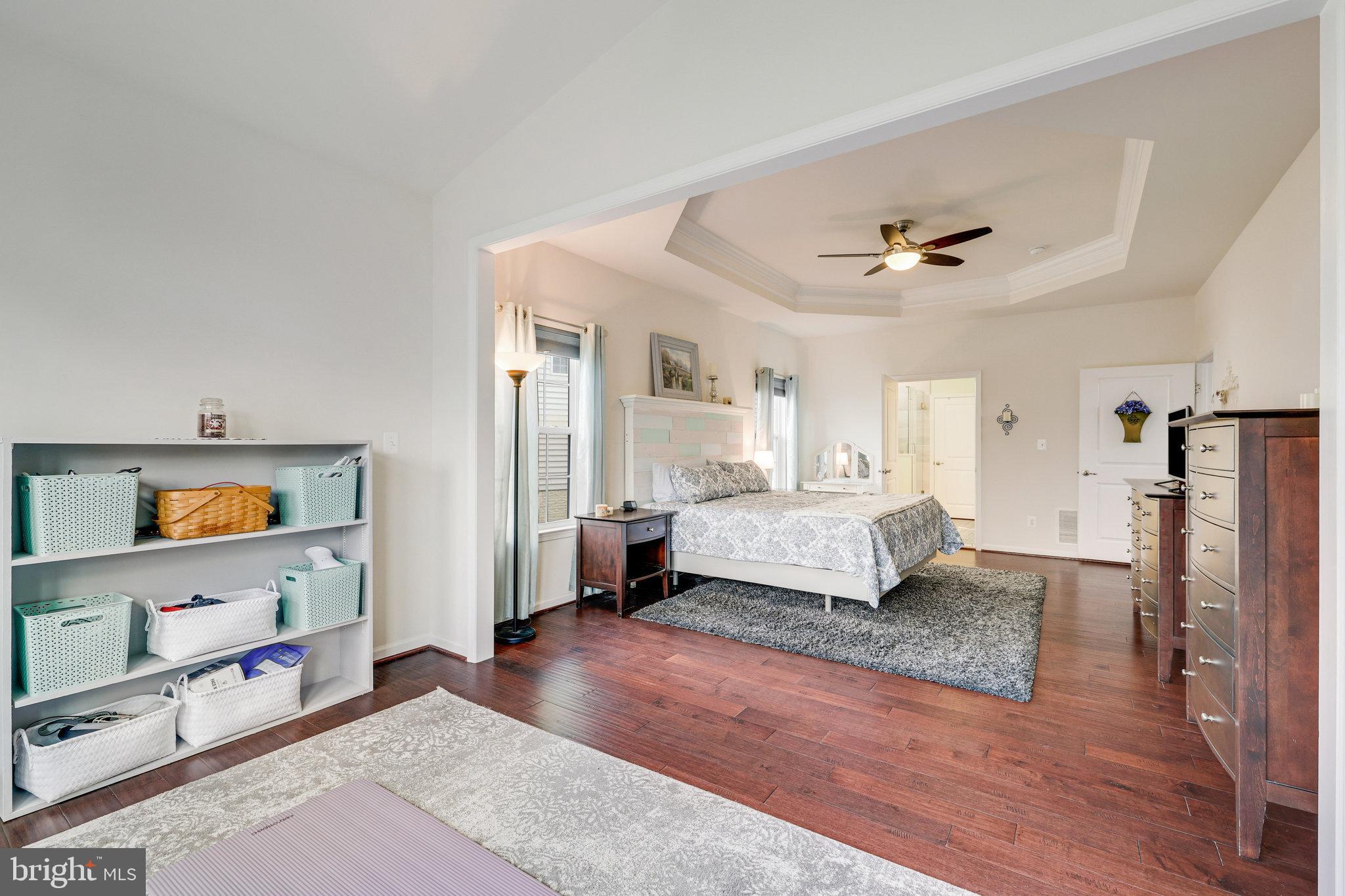 SEVEN HILLS - Residential