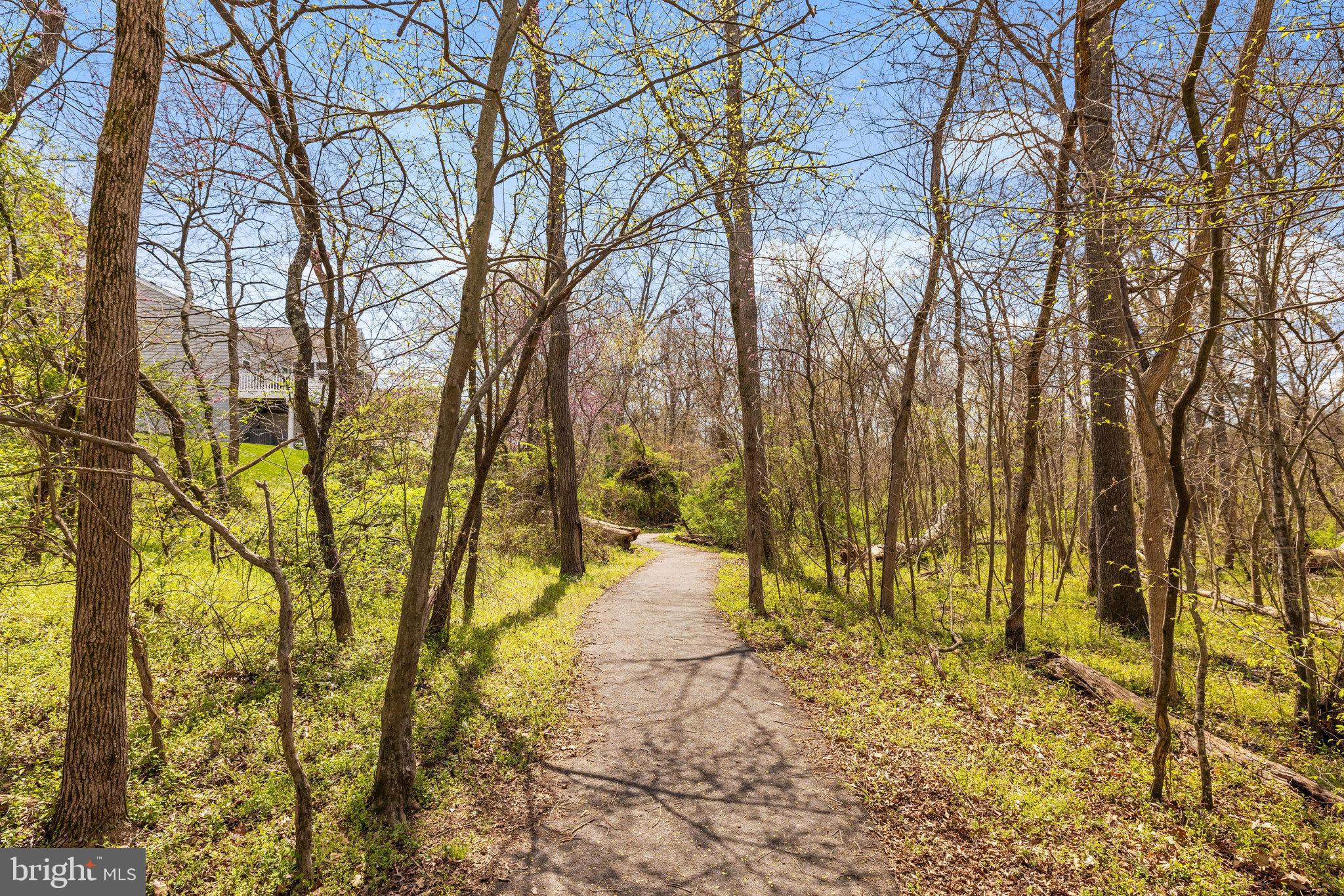 SEVEN HILLS - Residential