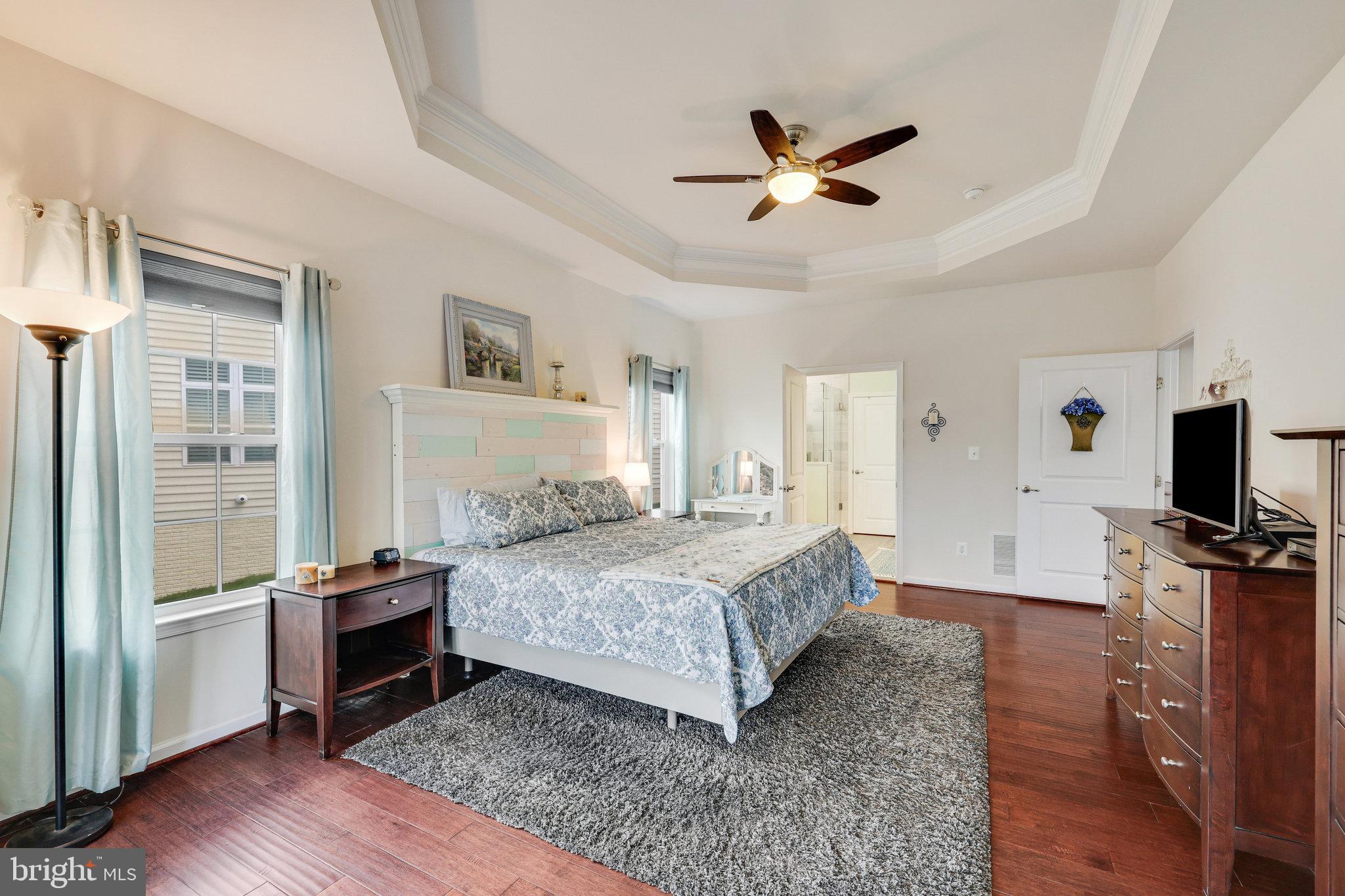 SEVEN HILLS - Residential