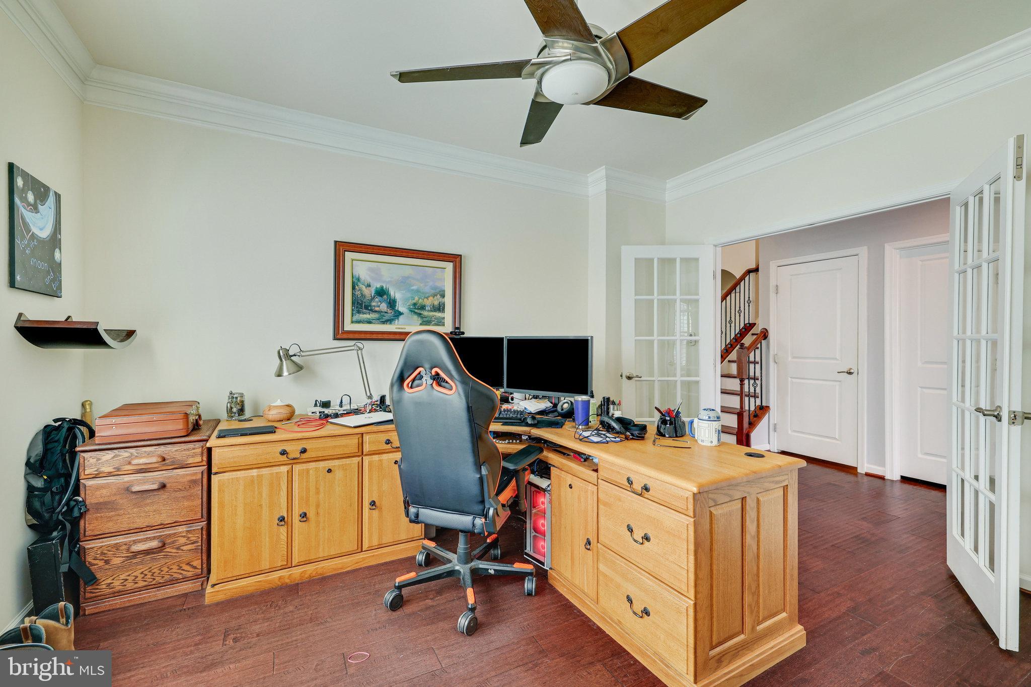 SEVEN HILLS - Residential