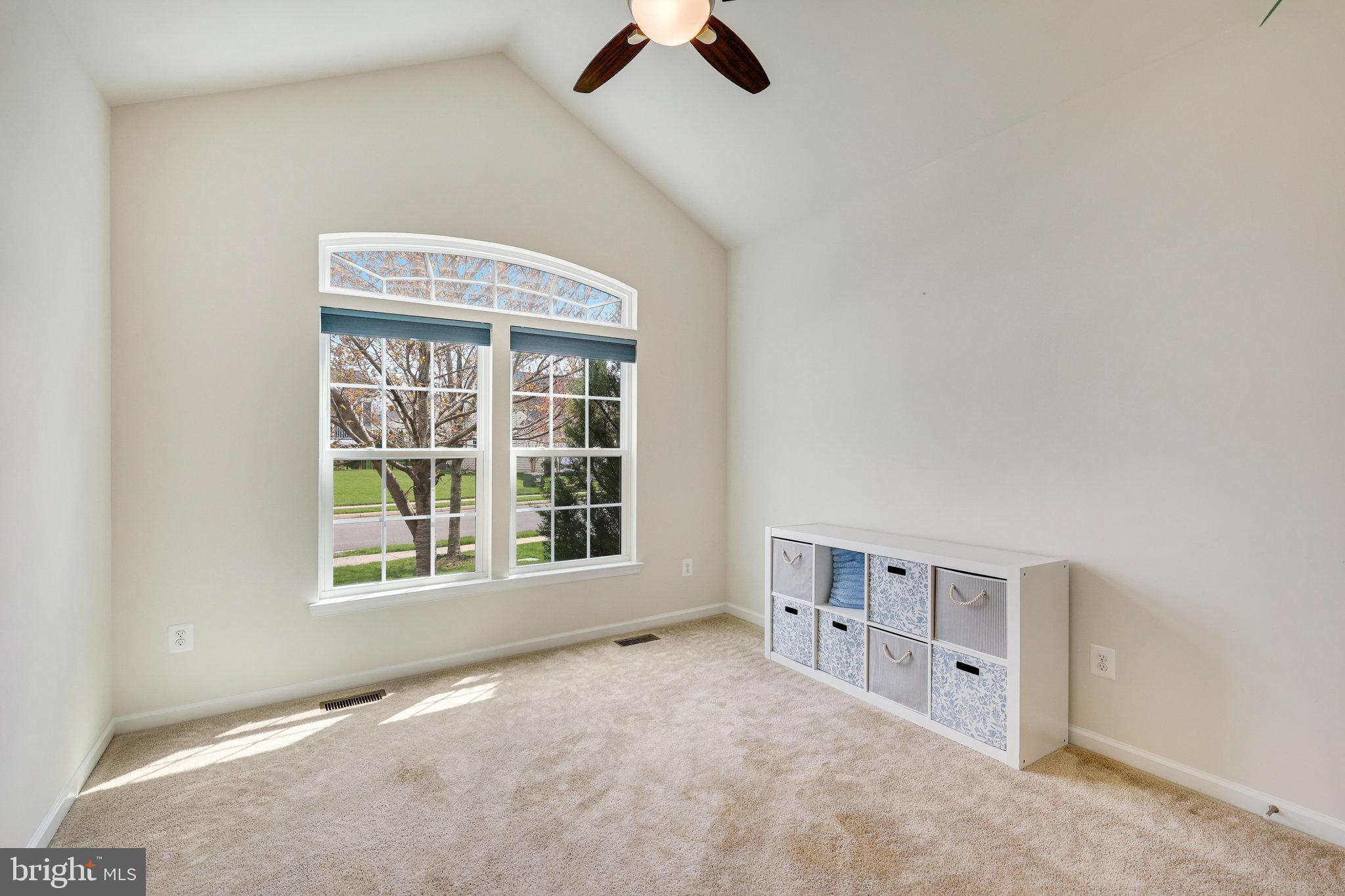 SEVEN HILLS - Residential