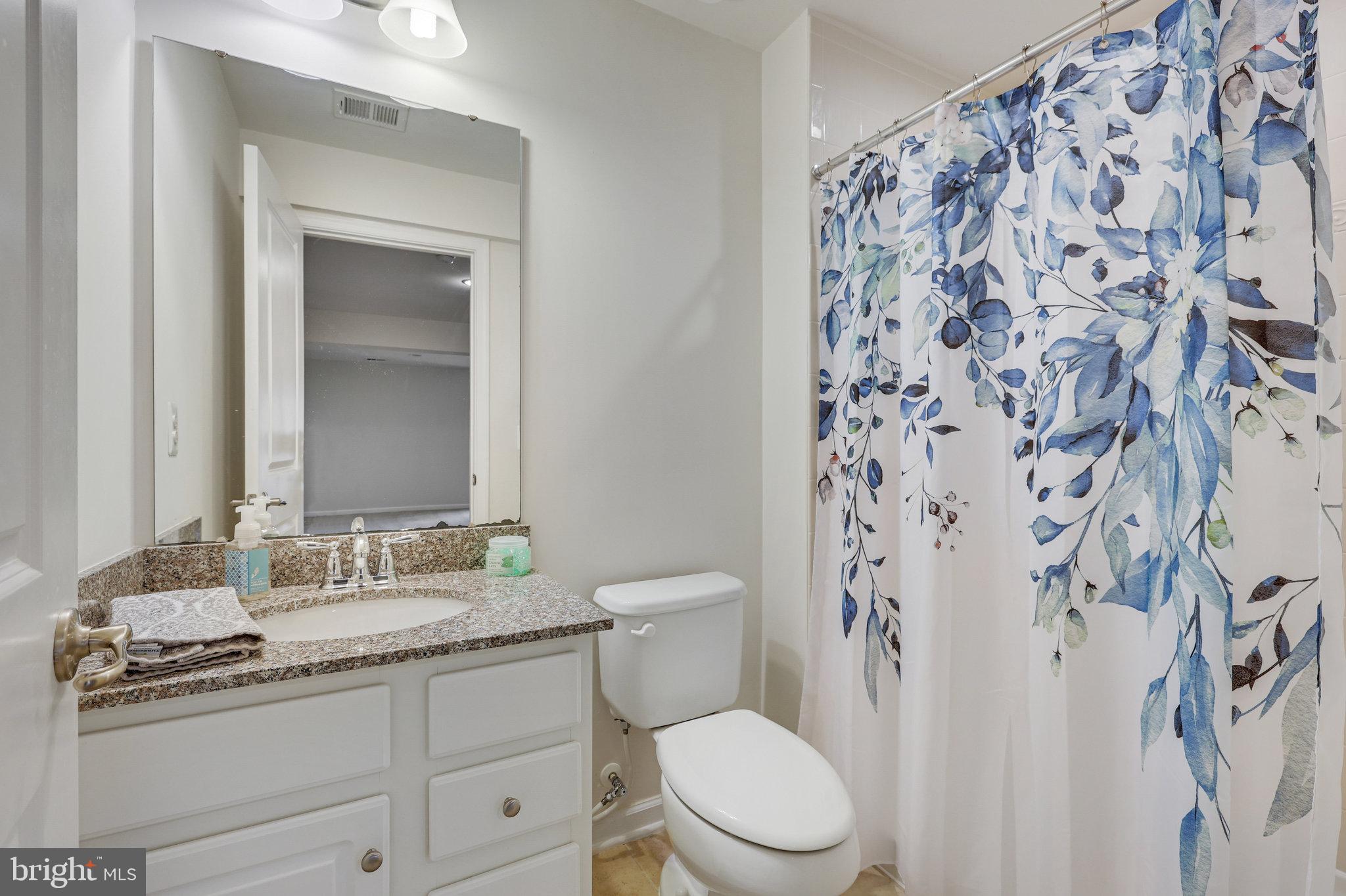 SEVEN HILLS - Residential