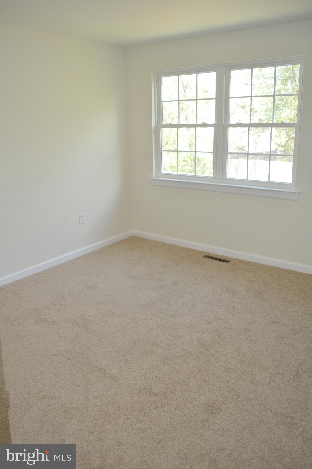 MAGOTHY ESTATES - Residential Lease