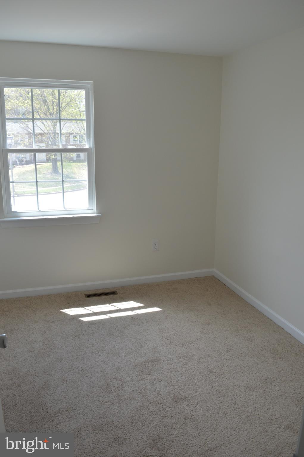 MAGOTHY ESTATES - Residential Lease